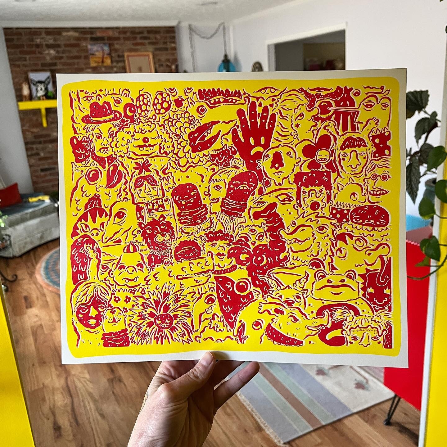 🎂New ketchup &amp; mustard print available up on my website! all the bozos hangin🍭
&ldquo;Crowd 1&rdquo; is a 11 x 13 risograph on thick cover stock and a limited edition of 25 🌭