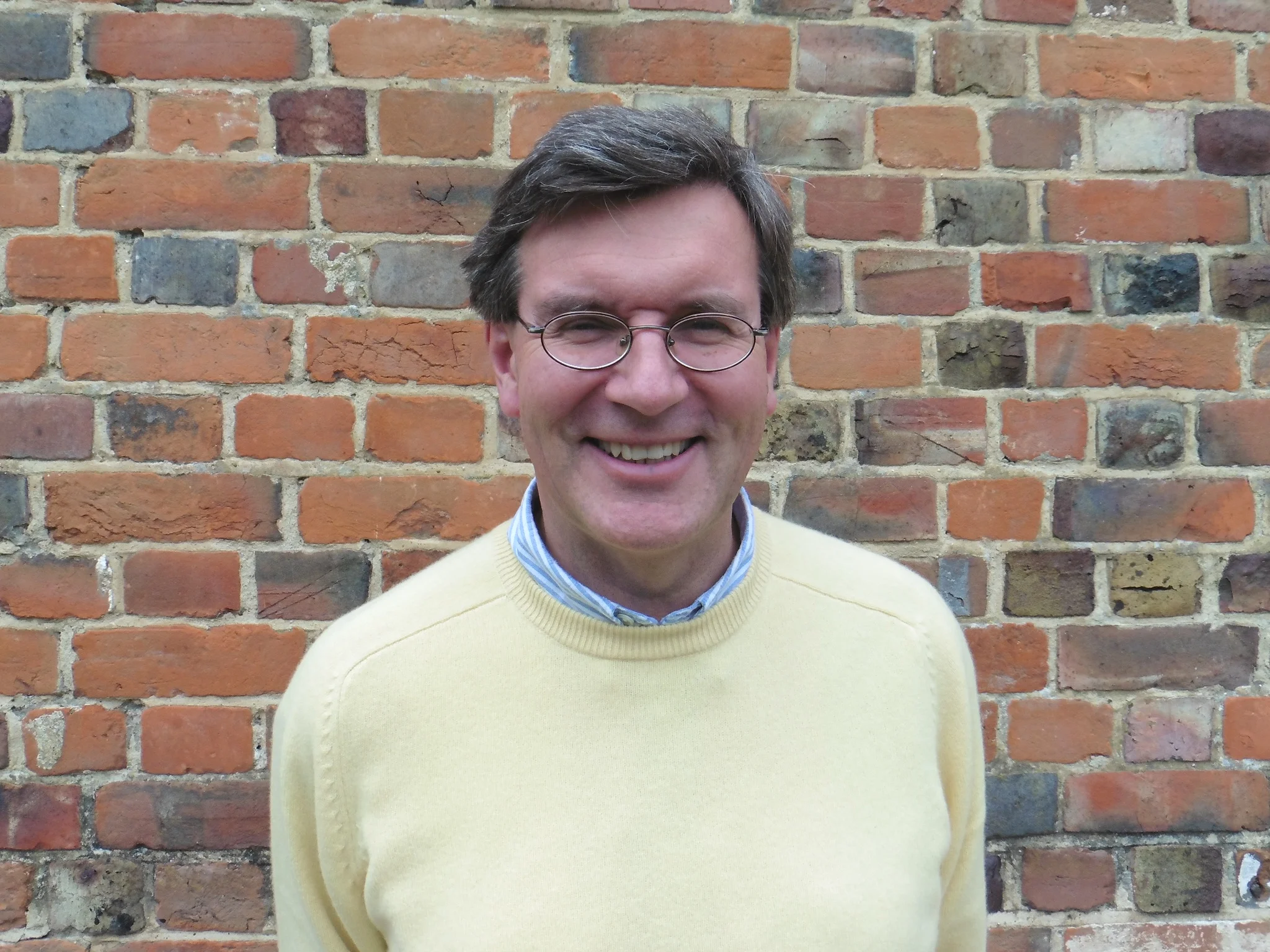 Past Event: Turn End Talk: Rescuing Ruins – a Personal Perspective.  An afternoon and talk with Alastair Dick-Cleland, Landmark Trust