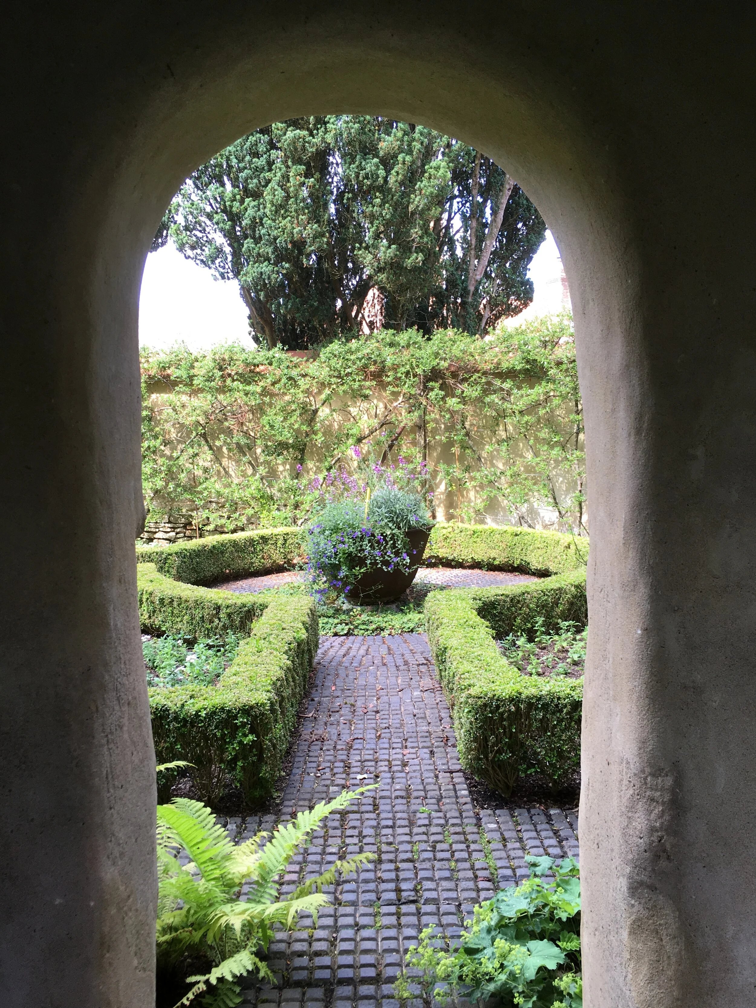 Past Event: Design Lessons for the Garden - a short course in Garden Design (week 1 of course, held over four mornings during April and May)