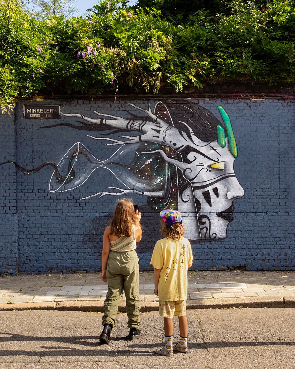Time in The mind symbolic mural by Skount in Belgium