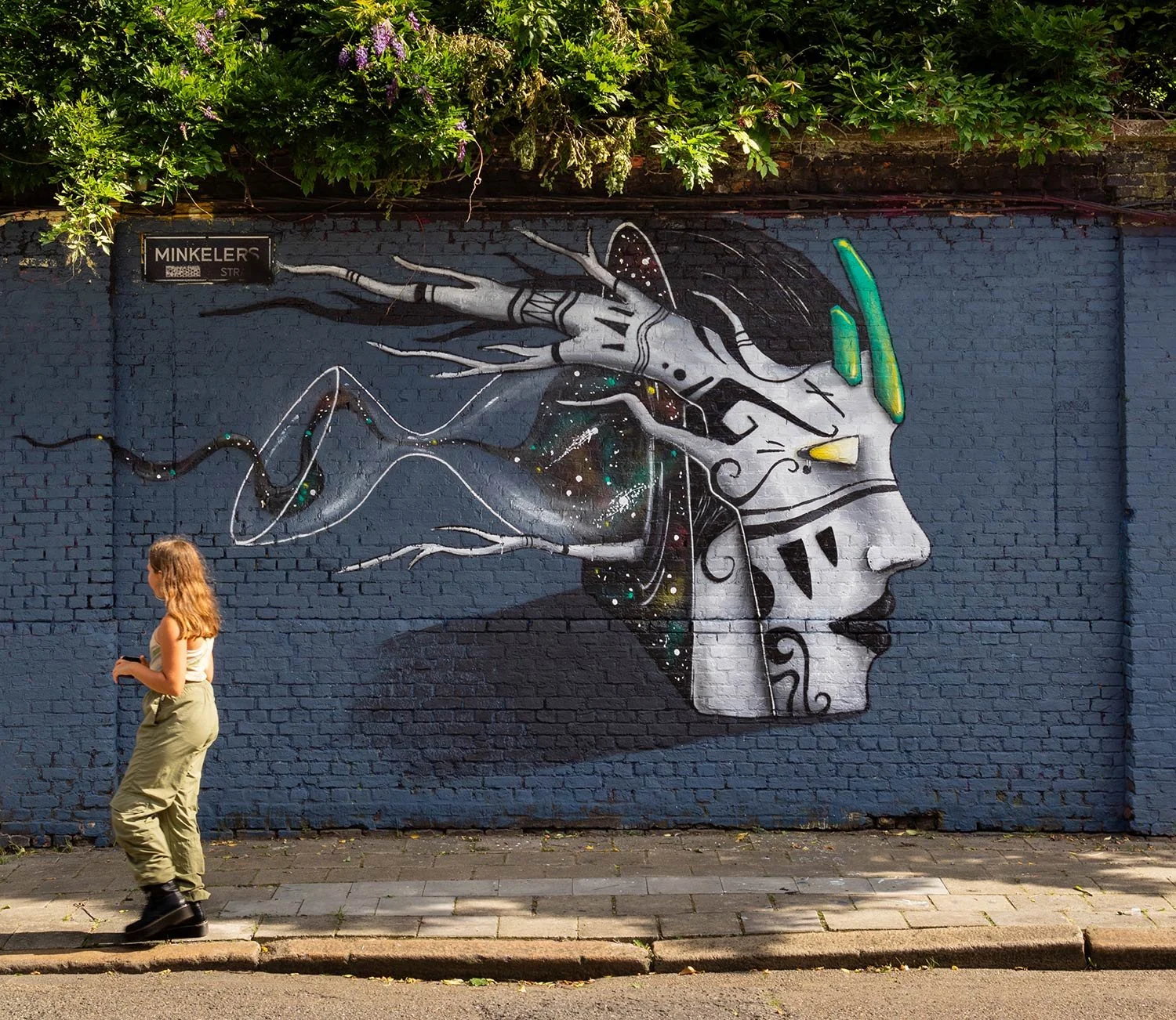 Time in The Mind, mural painted by Skount in Belgium