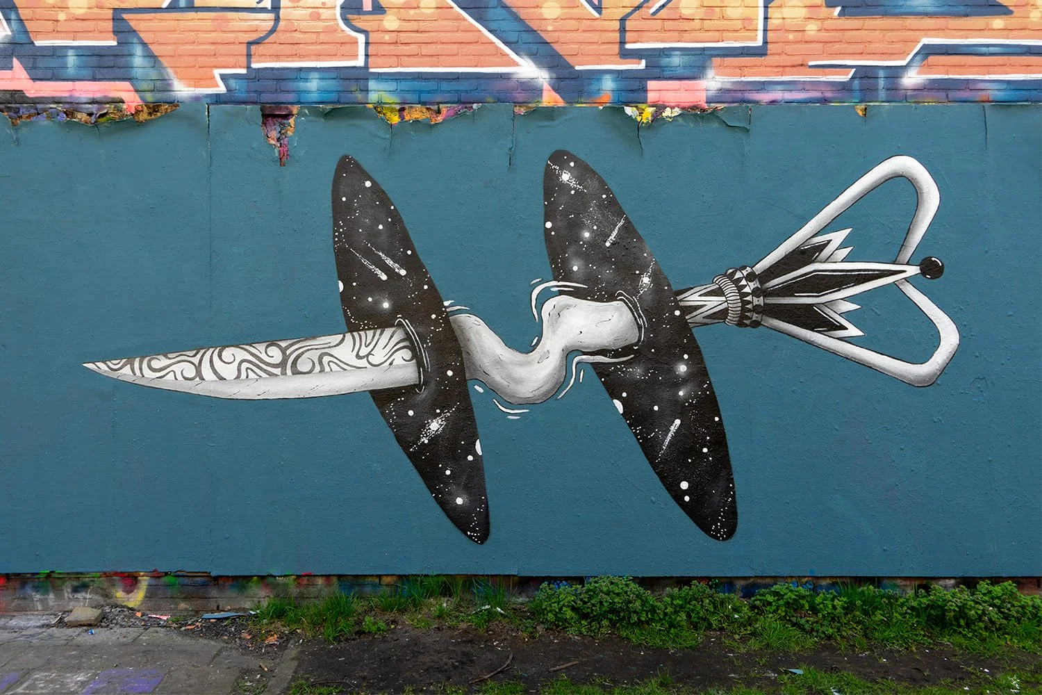 The Sharp Threshold mural in Amsterdam by Skount contemporary street art