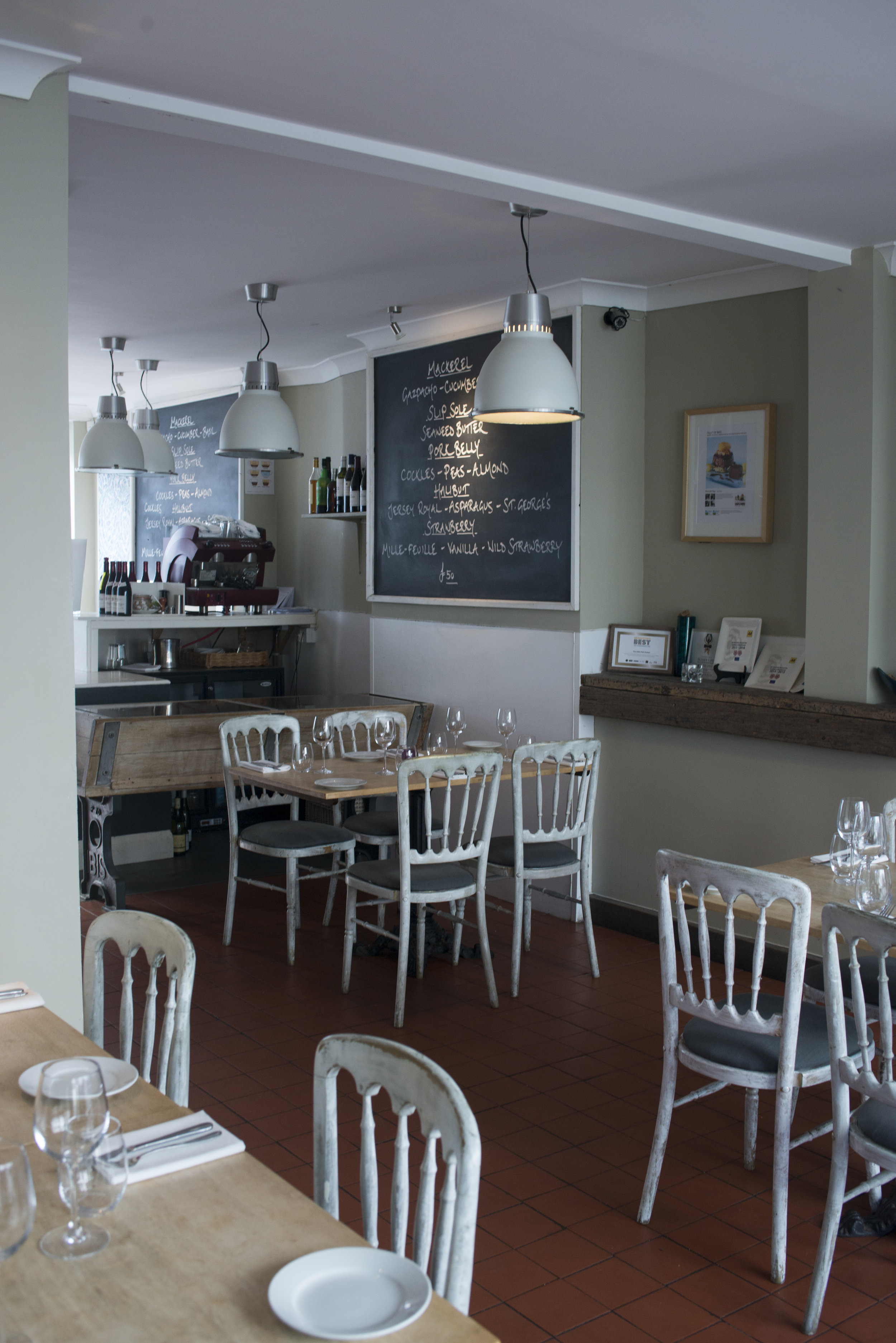 _BAM6301LittleFishMarket.jpg