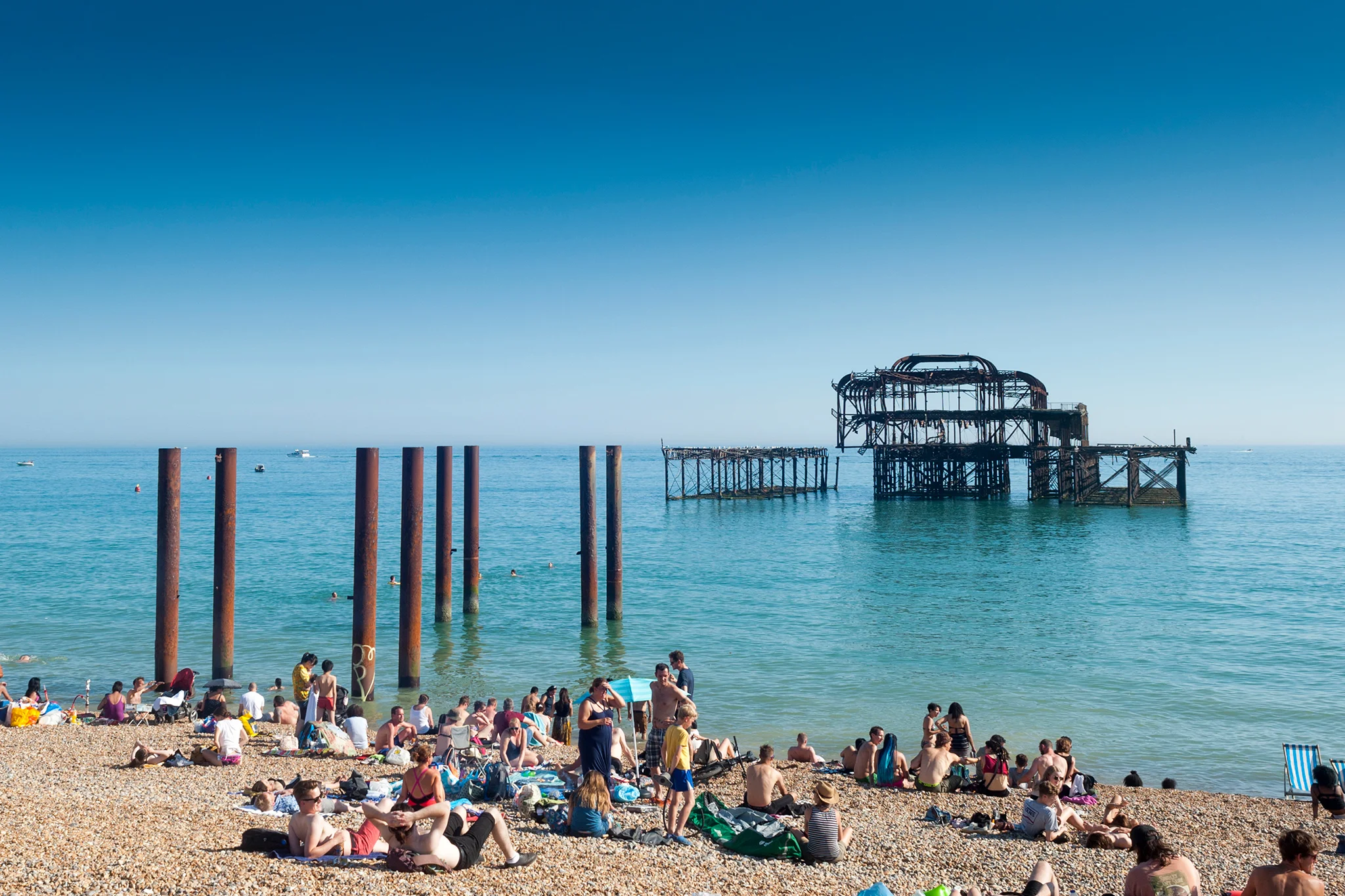 Alex_Bamford_Photography_Brighton_Horizon_bank_holiday.jpg