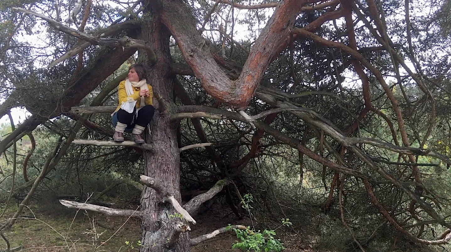 Karen in het bos.jpg