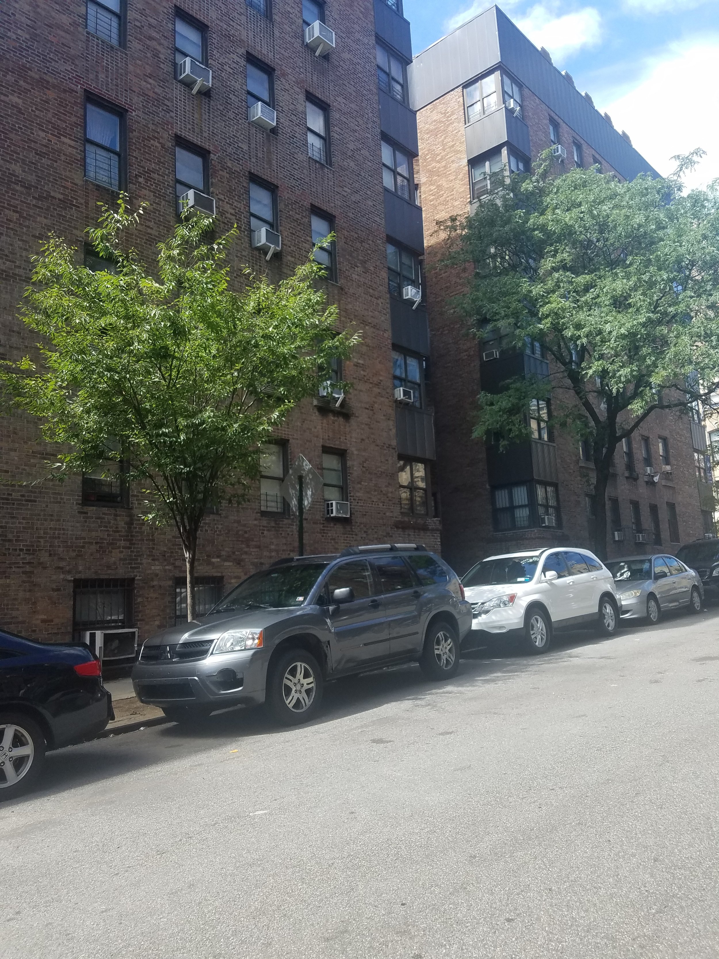 490 West 187th St, Exterior.jpg