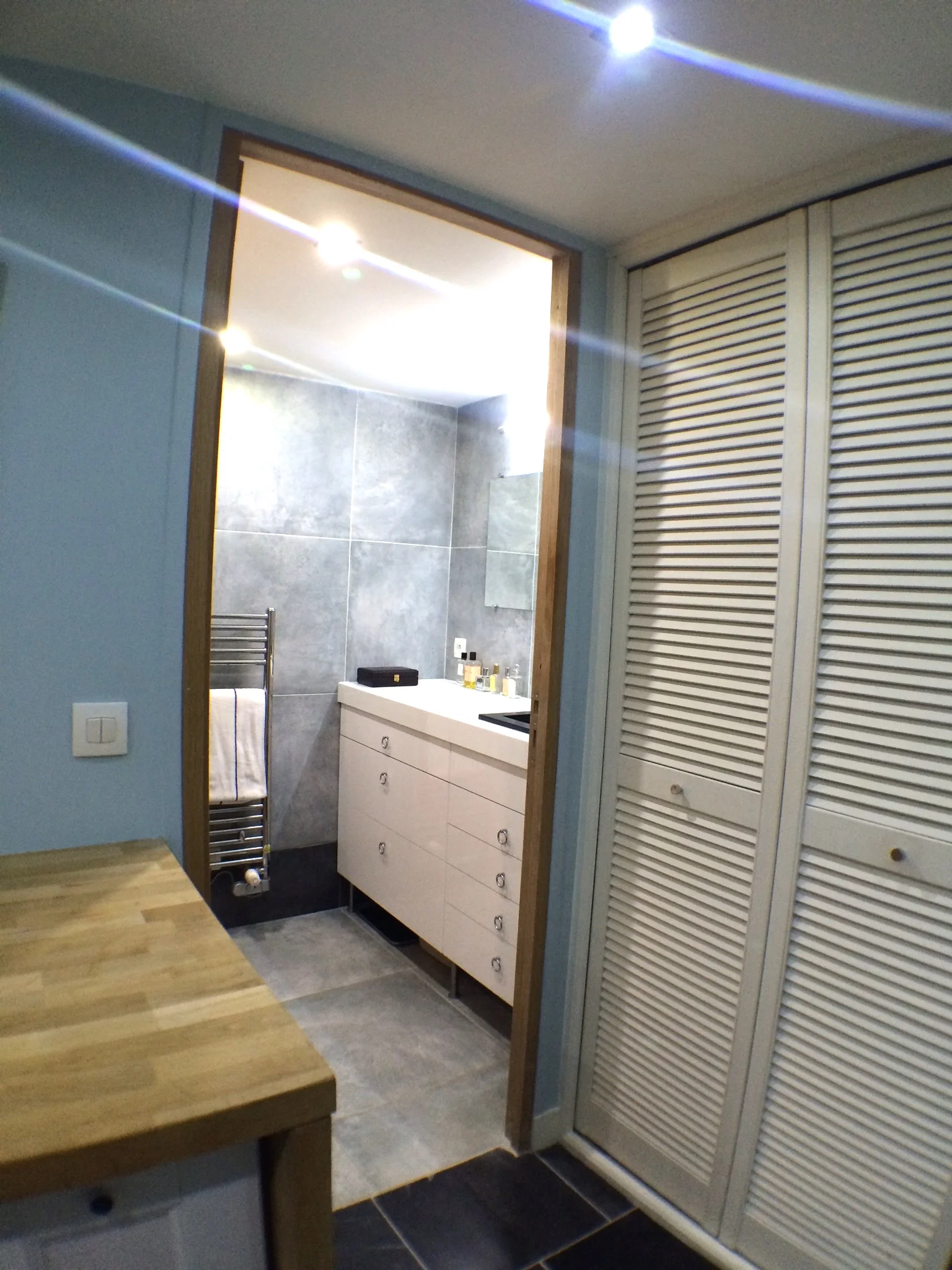 Deshayes - Buanderie - Salle de douche.jpg