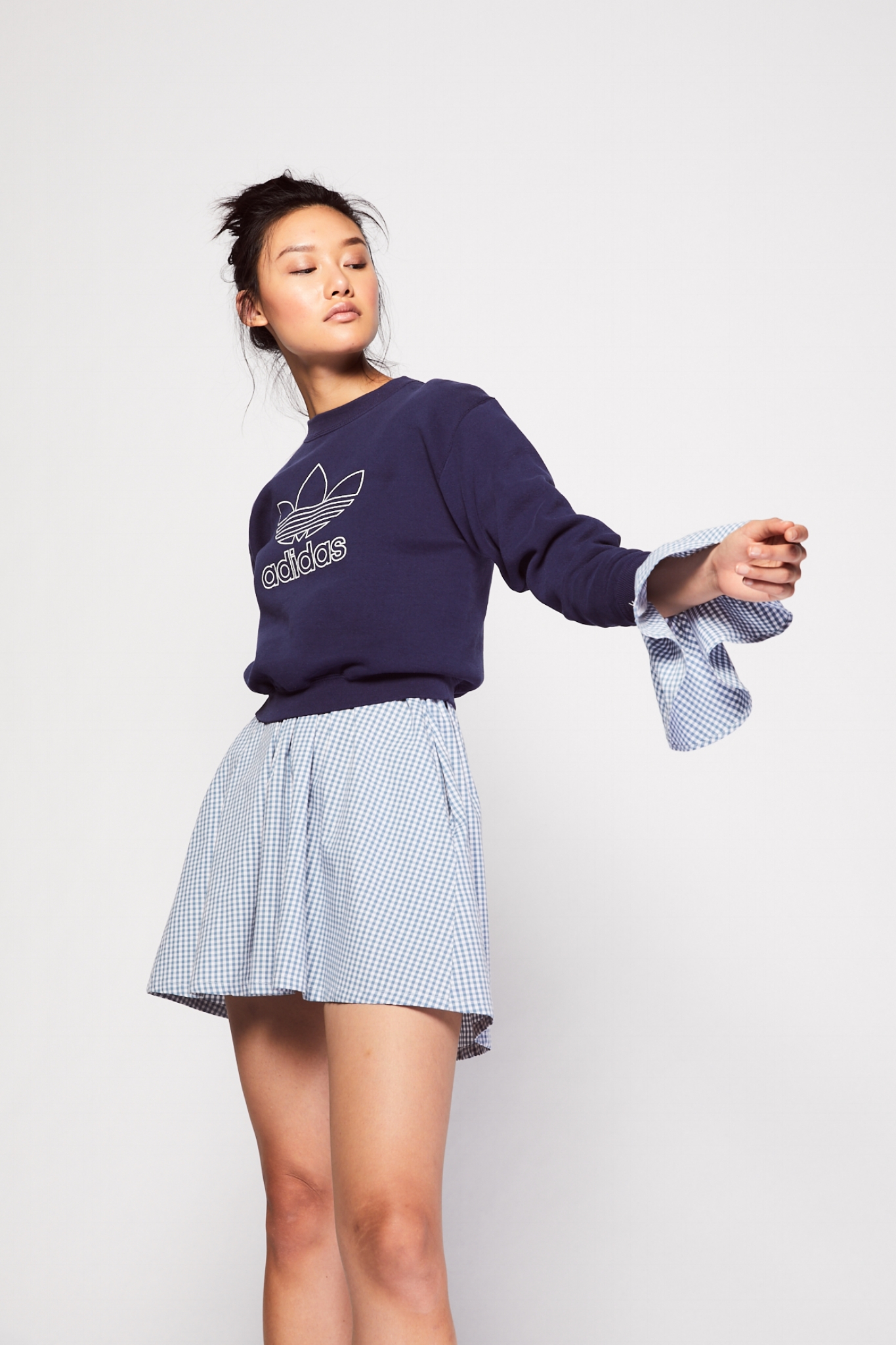 42820571 SS35 1990s graphic sweatshirt 0041 2899.jpg