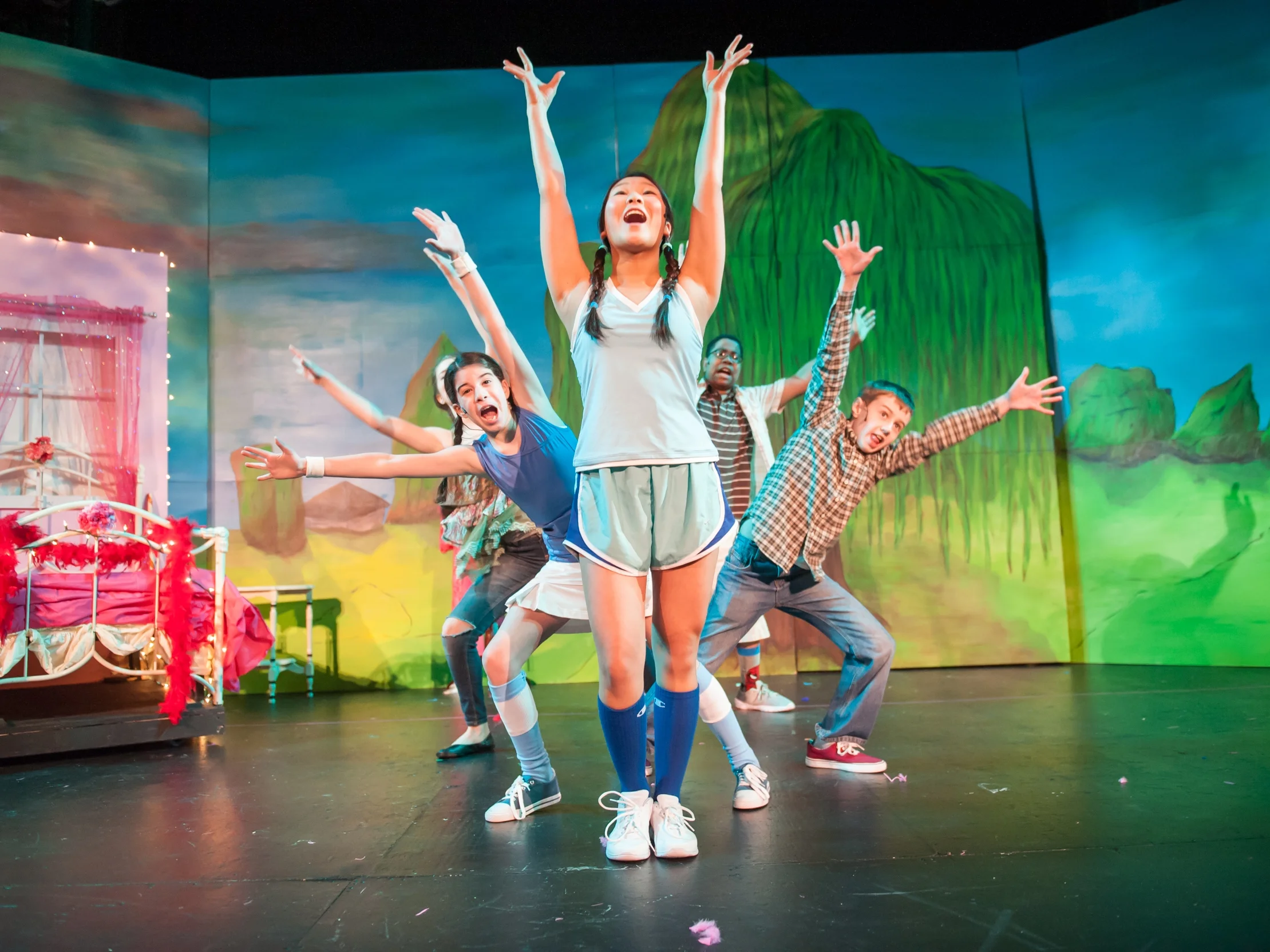 Fancy-Nancy-Charlotte-and-Cast.jpg