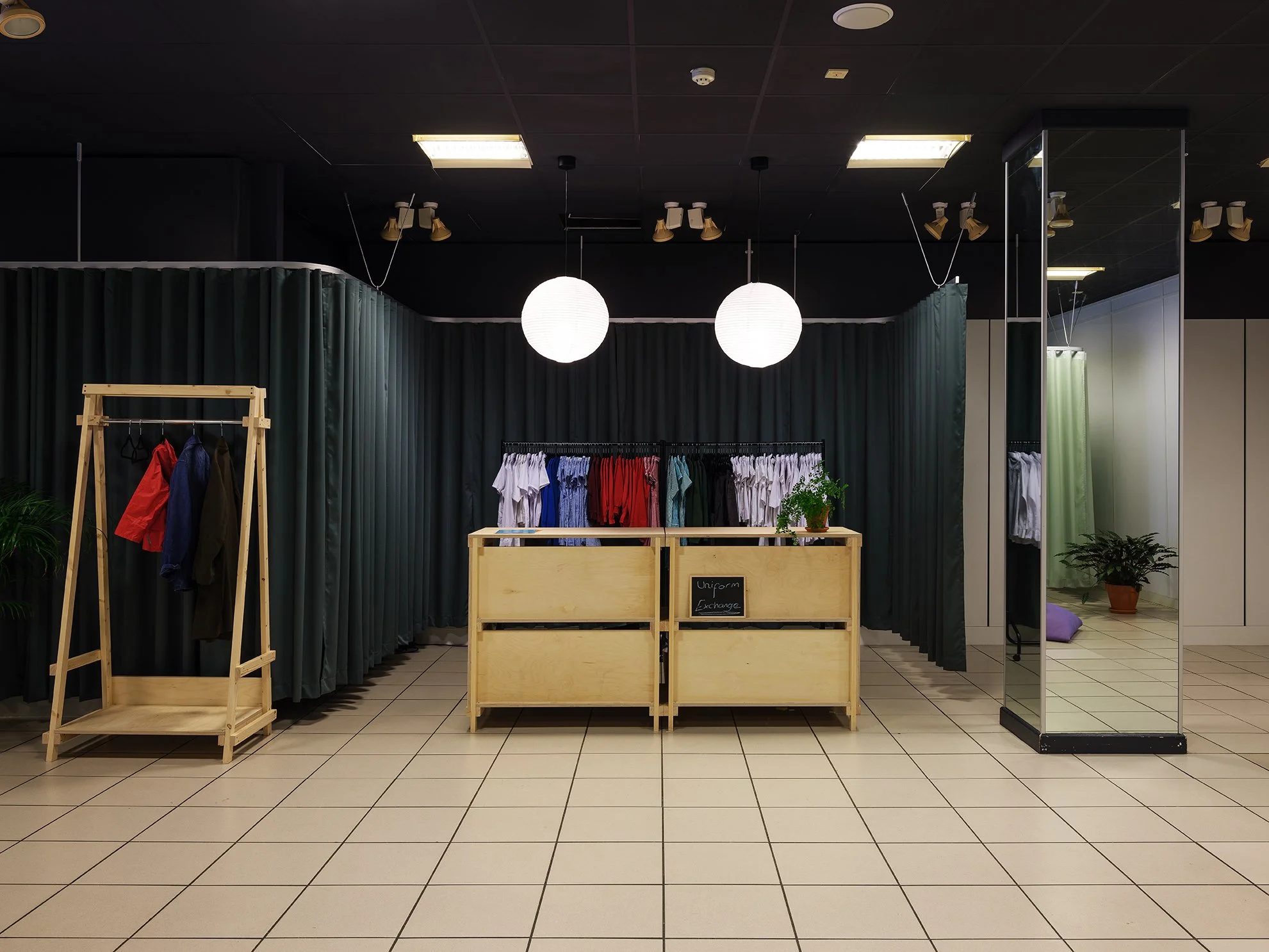 All-in-Awe_Peterborough-Pop-Up01_20_Max-Creasy.jpg