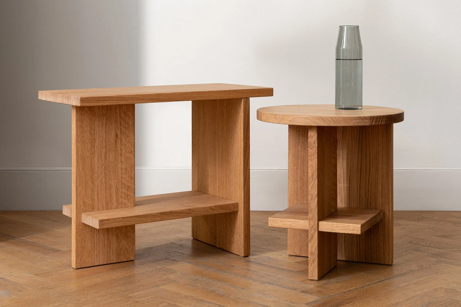 TEE Rectangle & Round Oak - Image 1 1500 x 1000.jpg