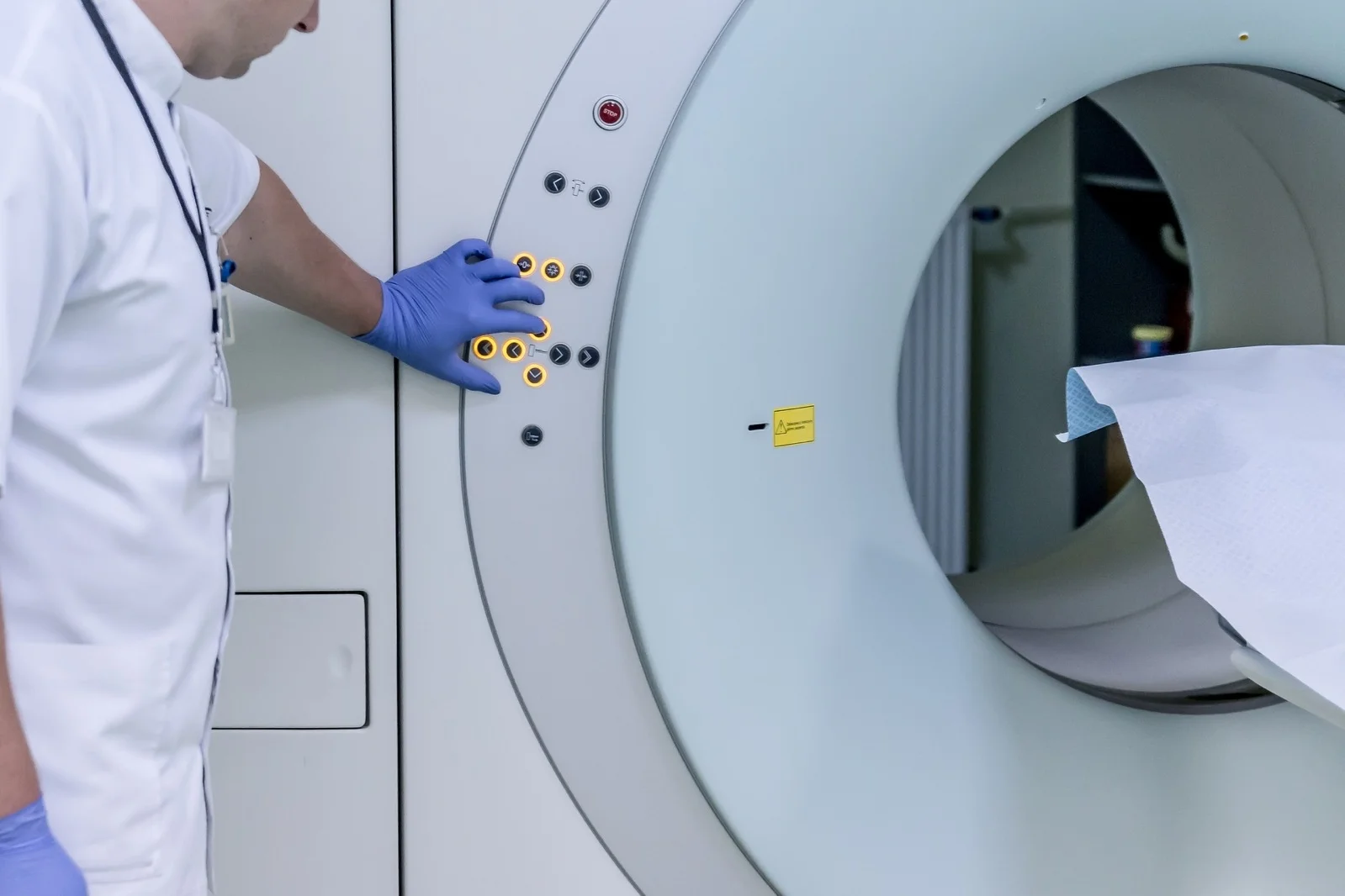 We save clinicians valuable time by ensuring that patients are properly prepared for scans.