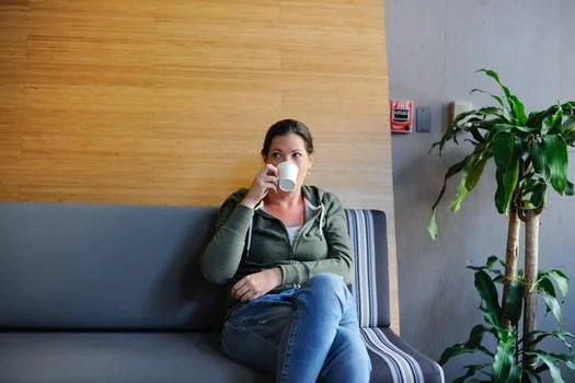 No more hours of sitting in a waiting room without any information whatsoever.