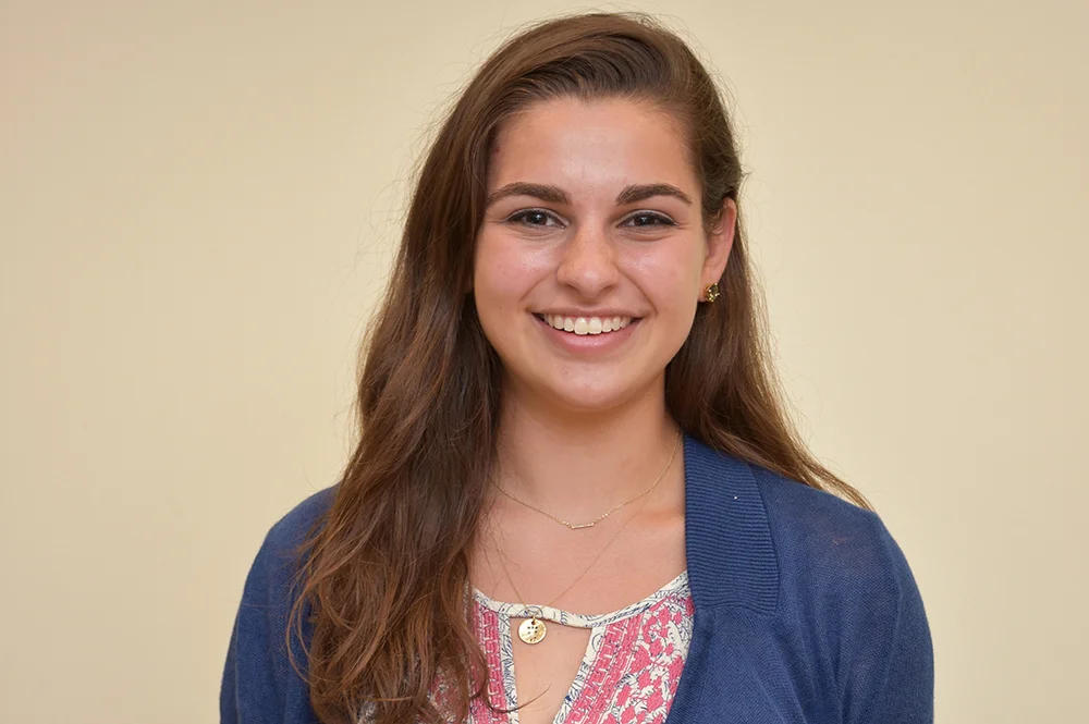 Julia Lesnick, PRYDE Scholar