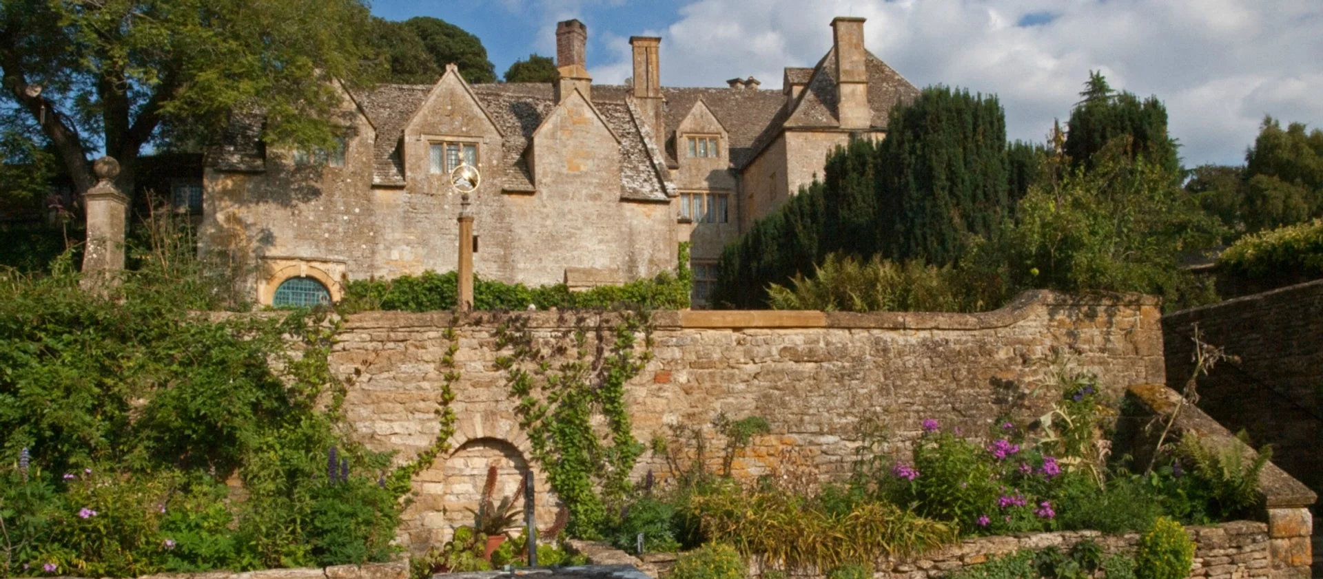 Snowshill Manor.jpg
