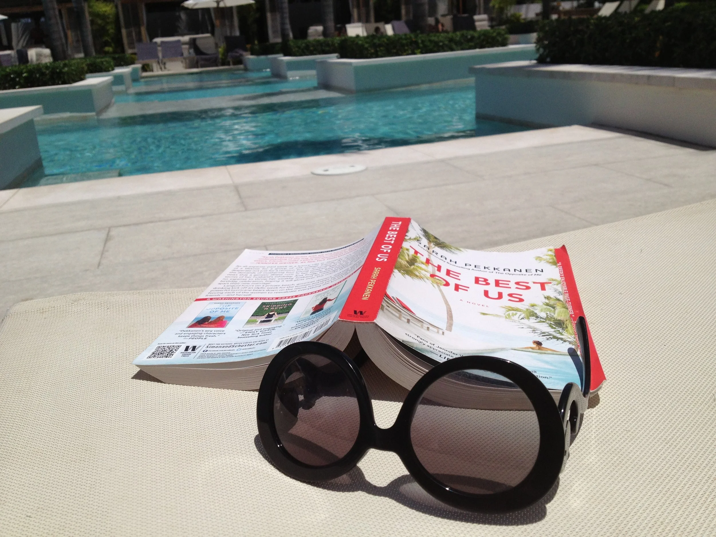 BuyDayFriday: Beach Bag Essentials