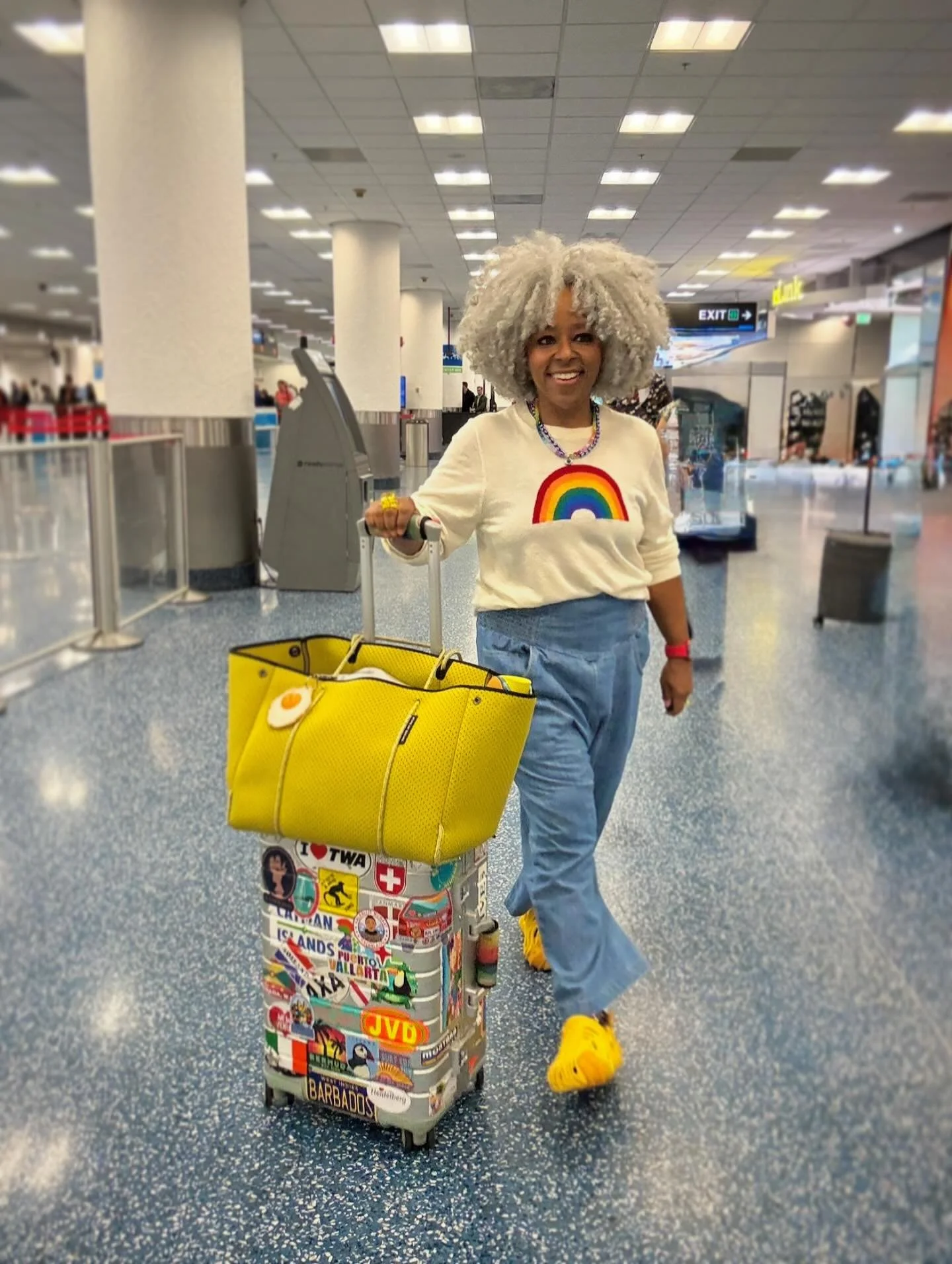 Today i'm officially 4.5 weeks post hysterectomy, and it's been a whole 37 DAYS since I was in an airport. TBH, it appears that along with my uterus, I've also lost my sense of self! Who am I?! WHERE am I?! What is this place called &quot;home?&quot;