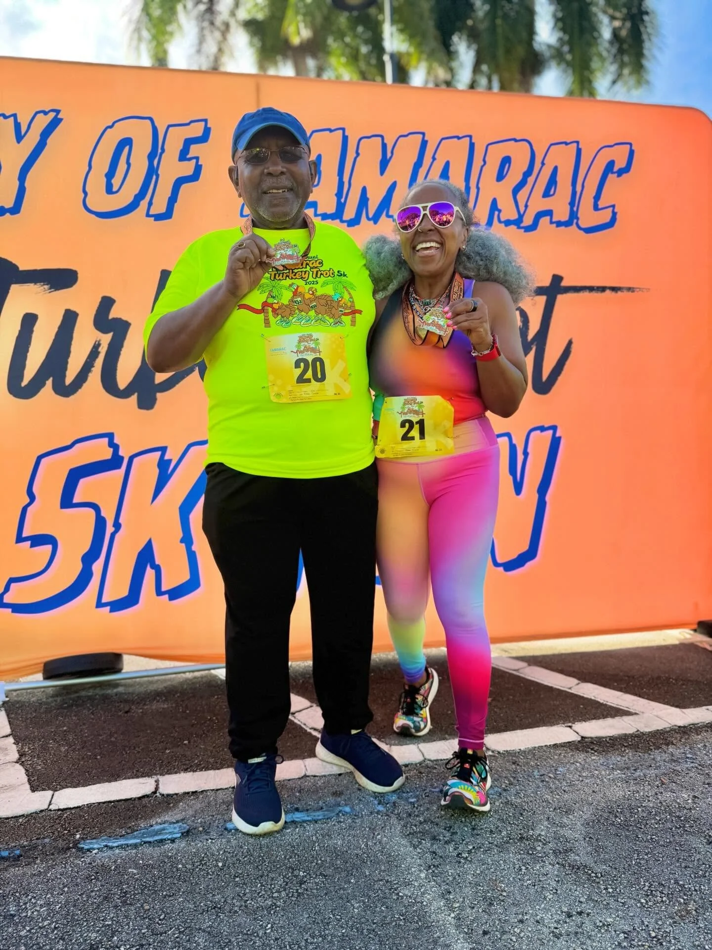 This morning was the city of Tamarac's 45th annual Turkey Trot. But, more importantly, it was the second time Daddy and I completed it together. ❤️ As I get older, I'm more and more aware that every day with people you love is a blessing. So to begin