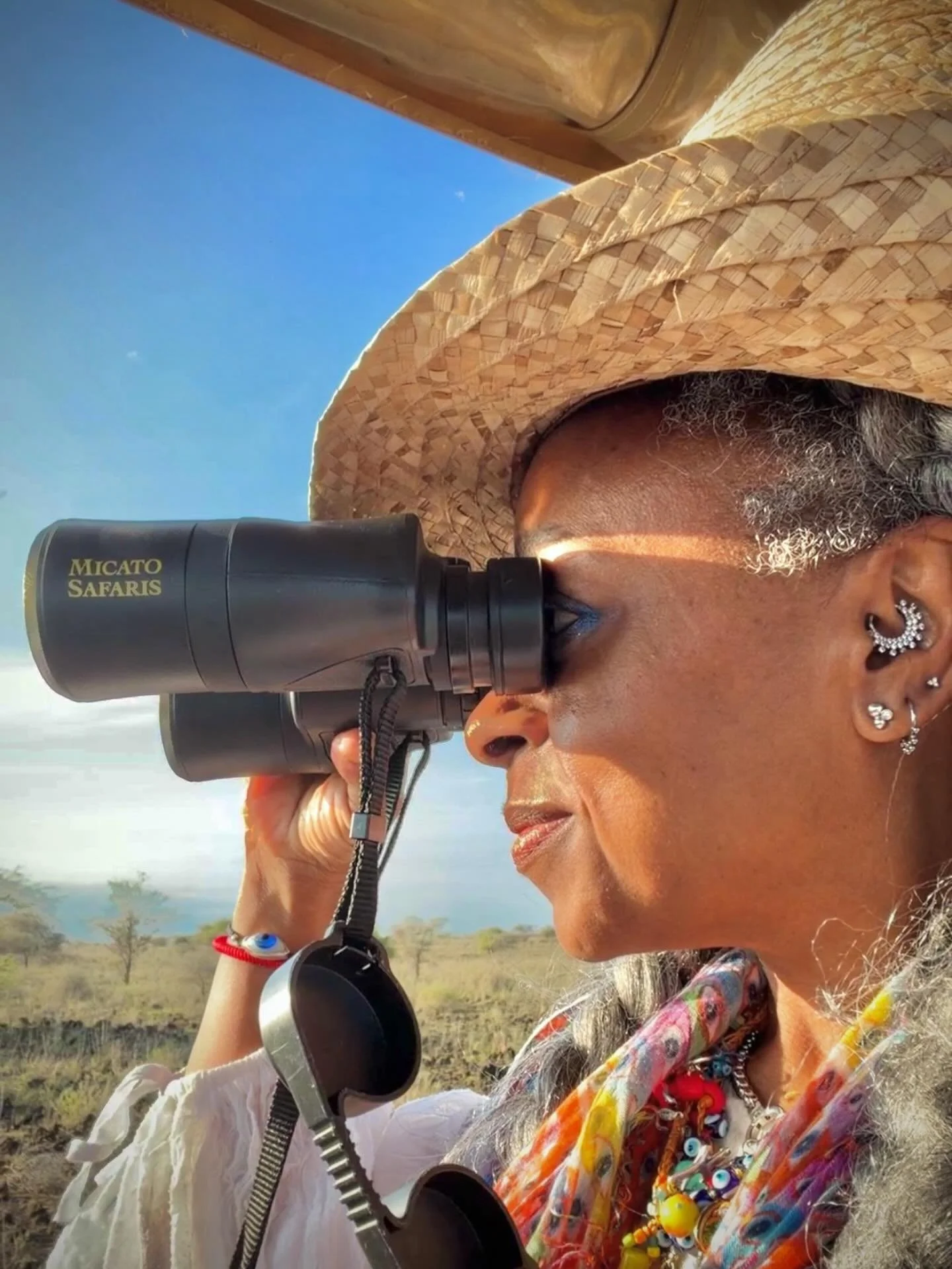 It's my first time in Kenya and my first time on safari, and I'm so excited to share the experience with you. Check out my Safari highlight and see all the people, experiences - and animal sightings! - I've enjoyed these last three days. And stay tun