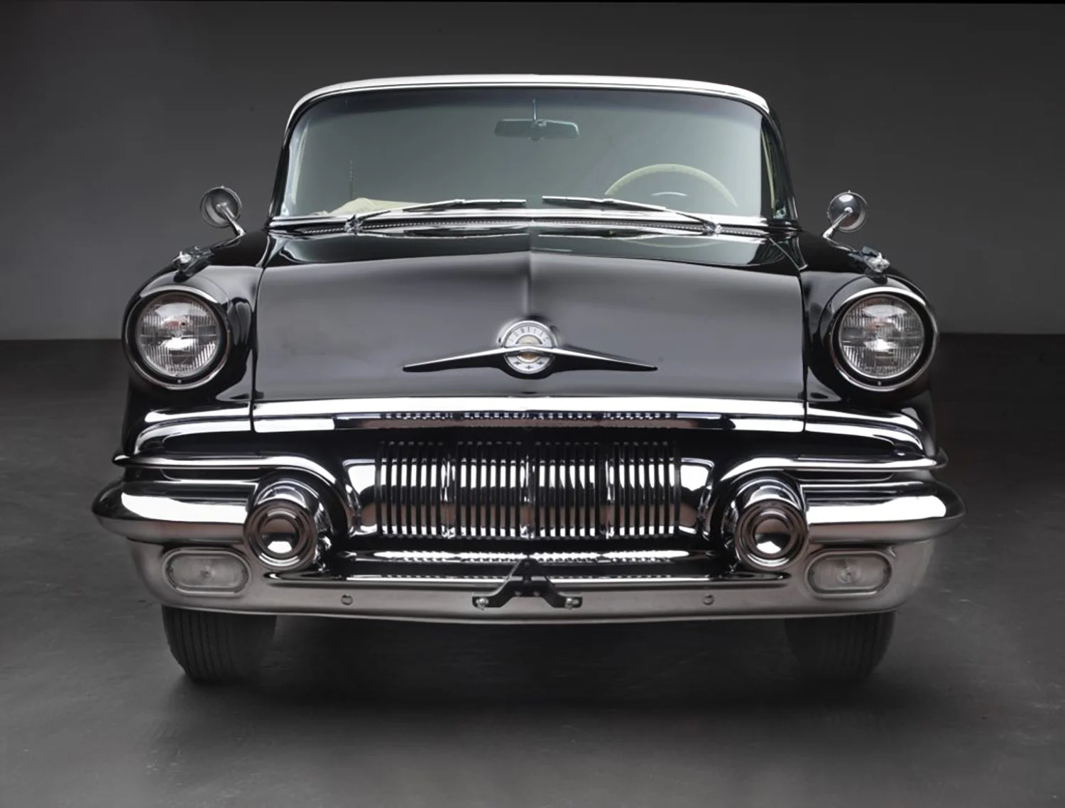 Pontiac-Bonneville-FI-1957-OA-front-1024x777.jpg