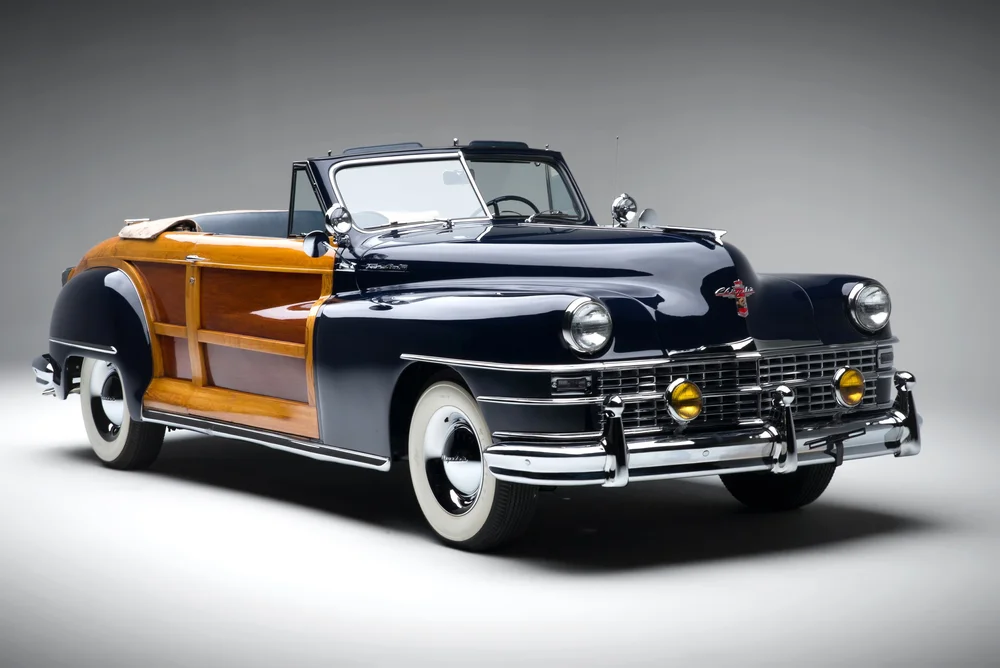 1942 Chrysler Town &ap; Country Woody Wagon Catalina Tan con paneles de