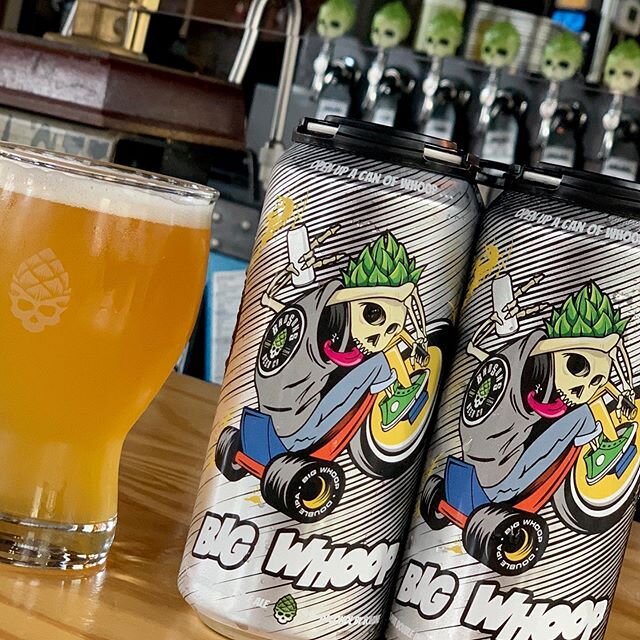 💀 FRESH off the line, BIG WHOOP now available in pours and 4pks to go! 💀 @roselandapizza is delivering all night and @minimunchfoodtruck is here slinging sliders! Here til 9pm. Thursday, we&rsquo;ve been waiting for you! ☀️ .
.
#ctbeer #craftbeer #