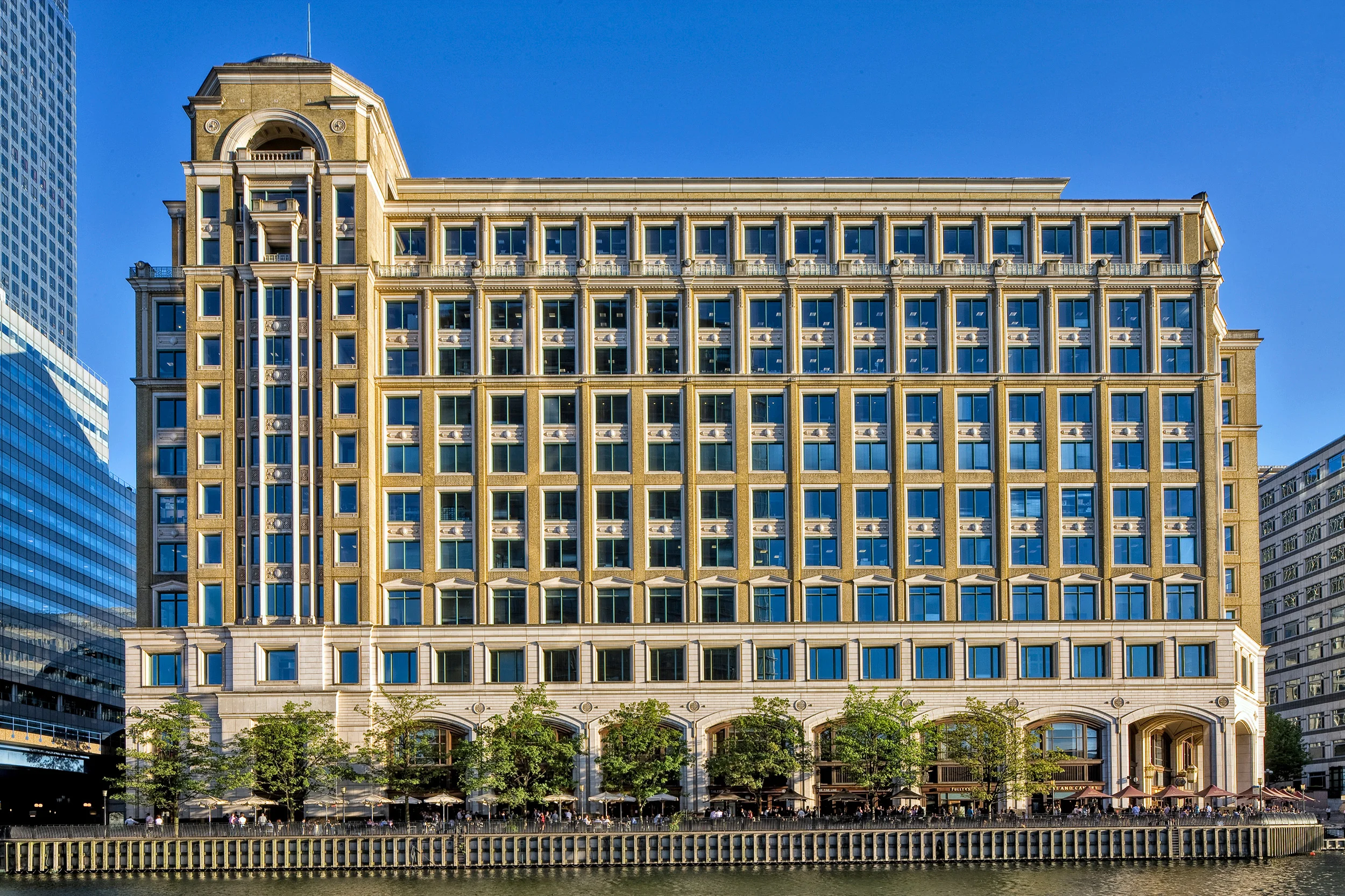 10_Cabot_Square.jpg