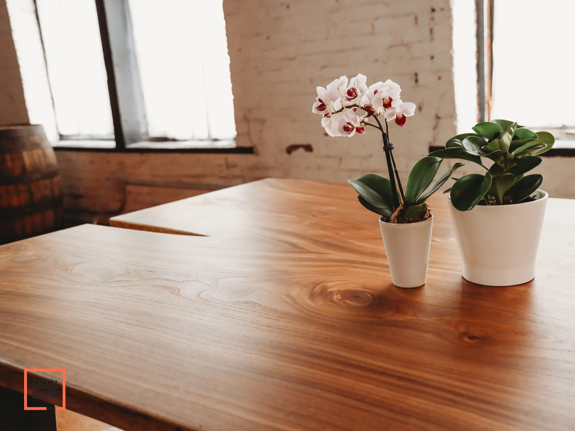 Red Elm Dining Table_10.jpg