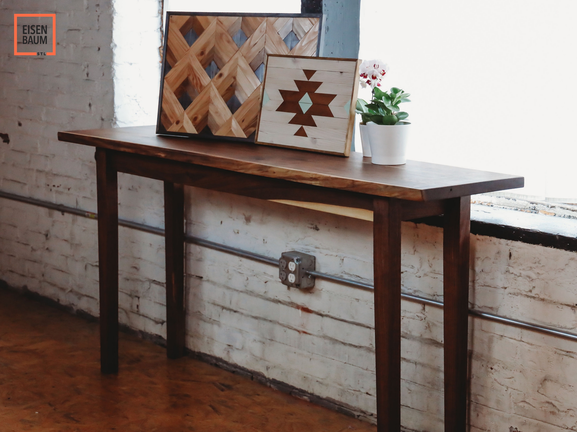 Walnut Console Table_13.jpg