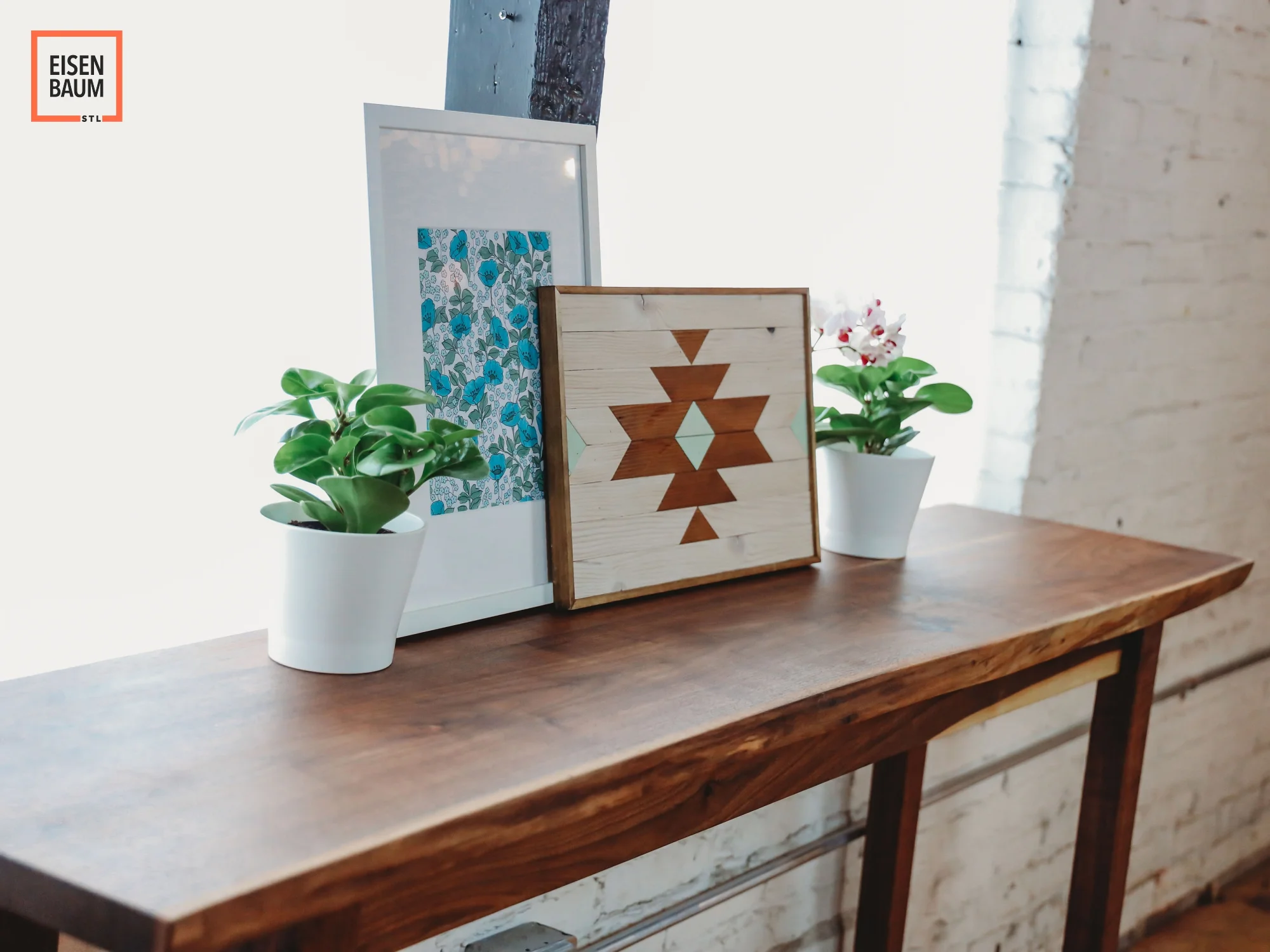 Walnut Console Table_17.jpg