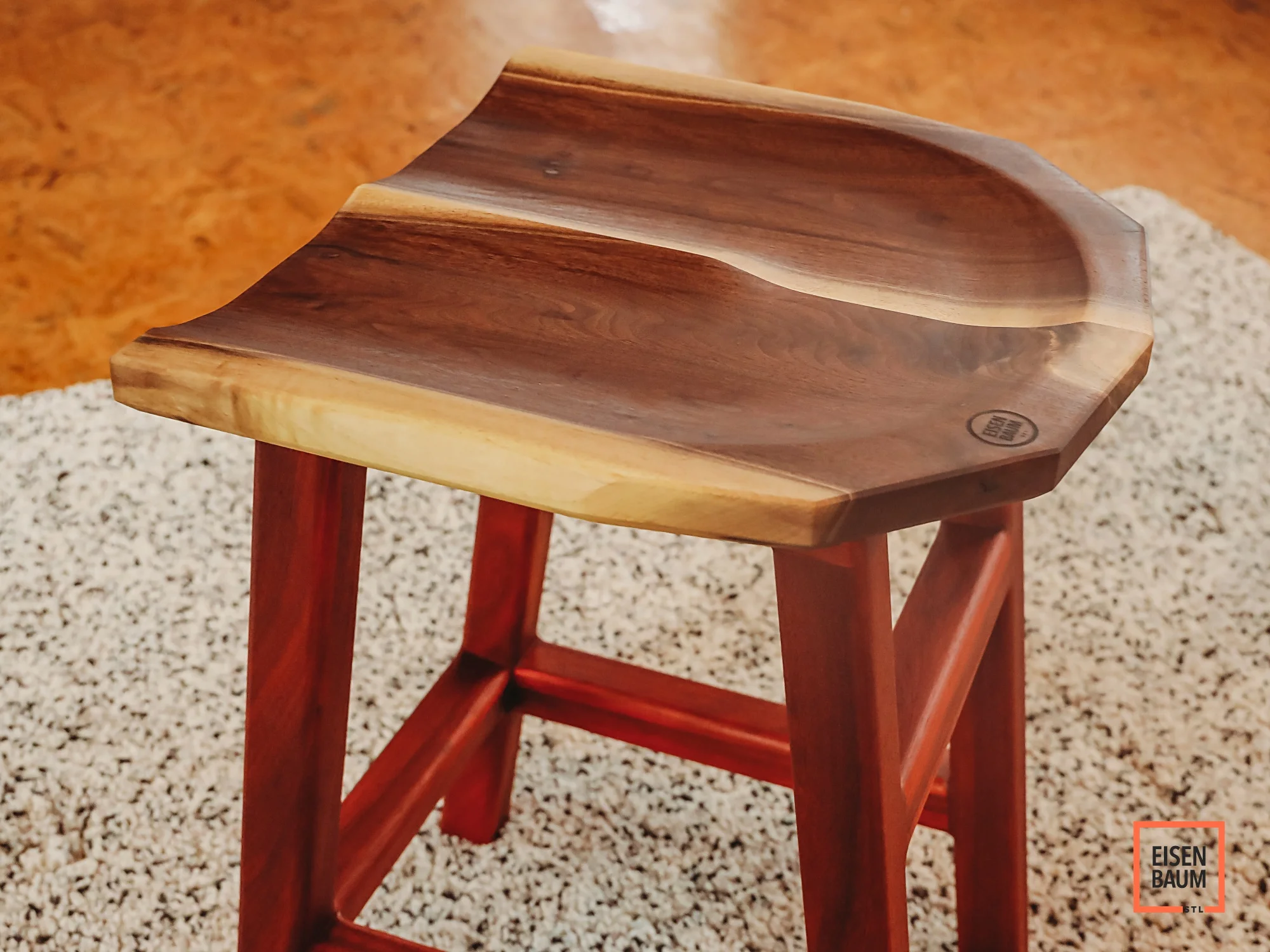 Stool_4.jpg