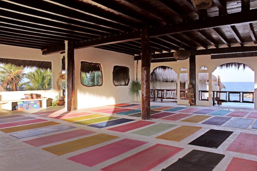 amansala_tulum_yin-yoga-teacher-training-23.jpg