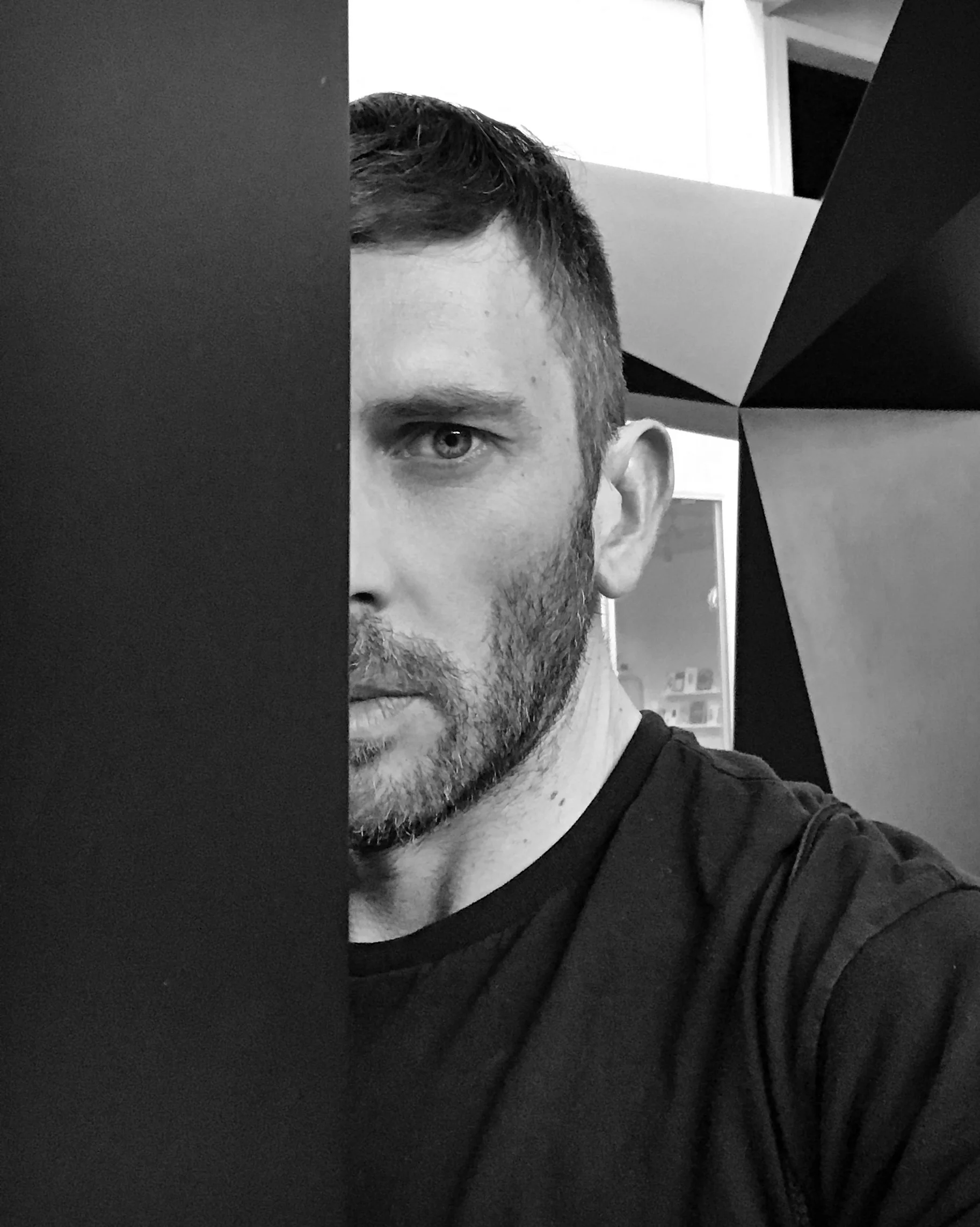Ruben Tomas Ruben Tomas is a Spanish photographer based in LA.Starting his career as an actor and model, Ruben Tomas turned behind the camera to become photographer some time after he moved to Belgium on an impulse and decided to take up a new challenge. Through his earlier career, he taught himself the basics of photography while shooting portraits of friends. Ruben Tomas then honed his skills being an autodidact and studying at 'Atelier Contraste' in Brussels. Ruben Tomas captures and absorbs all that he loves, cinema, modern art and contemporary dance, capturing moments that are, by their nature, fleeting and elusive. His work consistently reflects a strong sense of composition, styling and beauty coupled with a flair of subtle mystery drawn out through his ability to connect with his models and subjects. His work is internationally published in magazines as L’Officiel Homme, Schon!!, The Ones2Watch, Wylde Magazine, TENMAG, Refinery 29, Fuck- ing Young, Fave Magazine, Lab Homme, Desire Homme Magazine, Odalisque, Behind The Blinds.