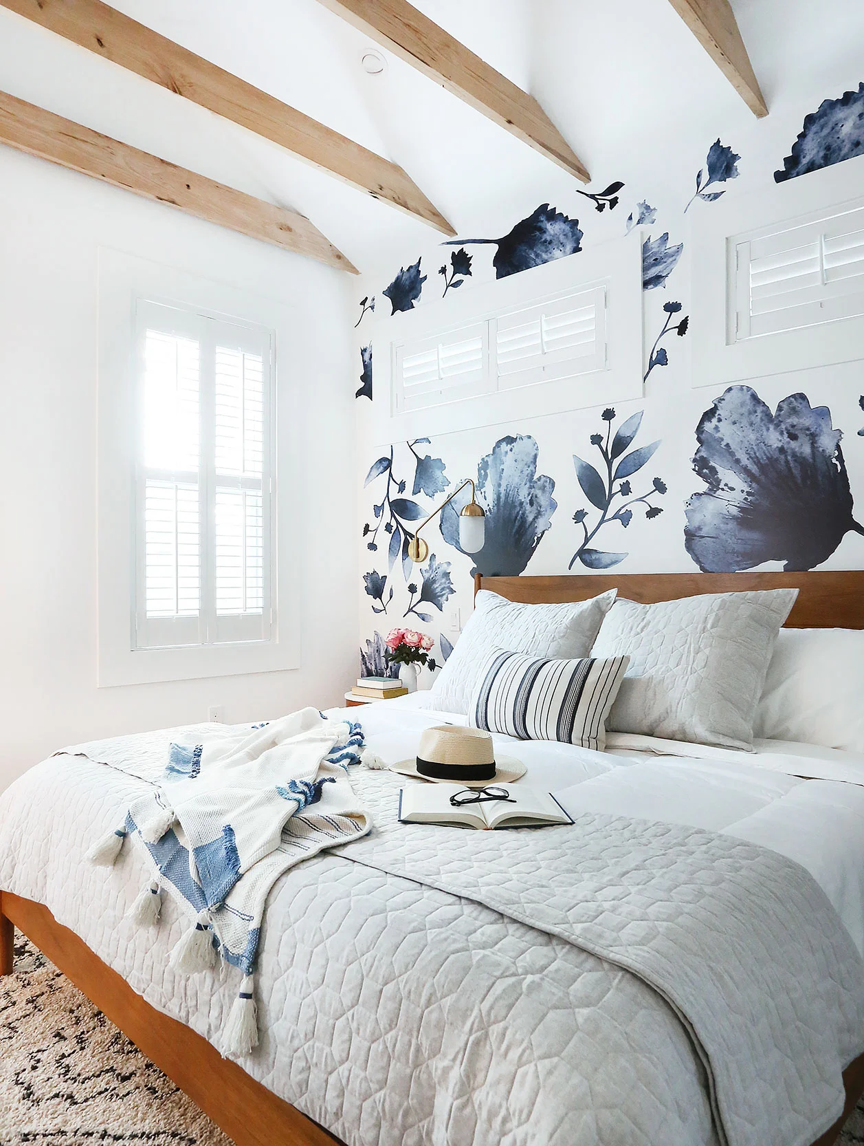 big-side-master-bed-1-low.jpg