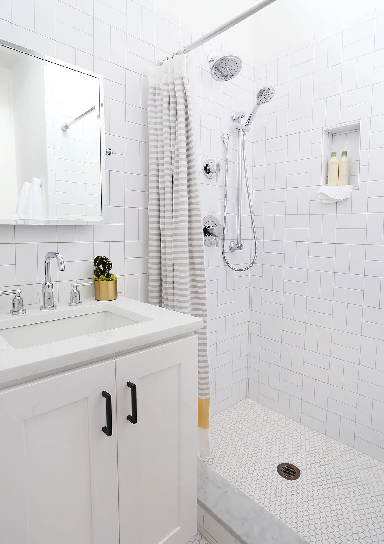 small-side-bath-1-low.jpg