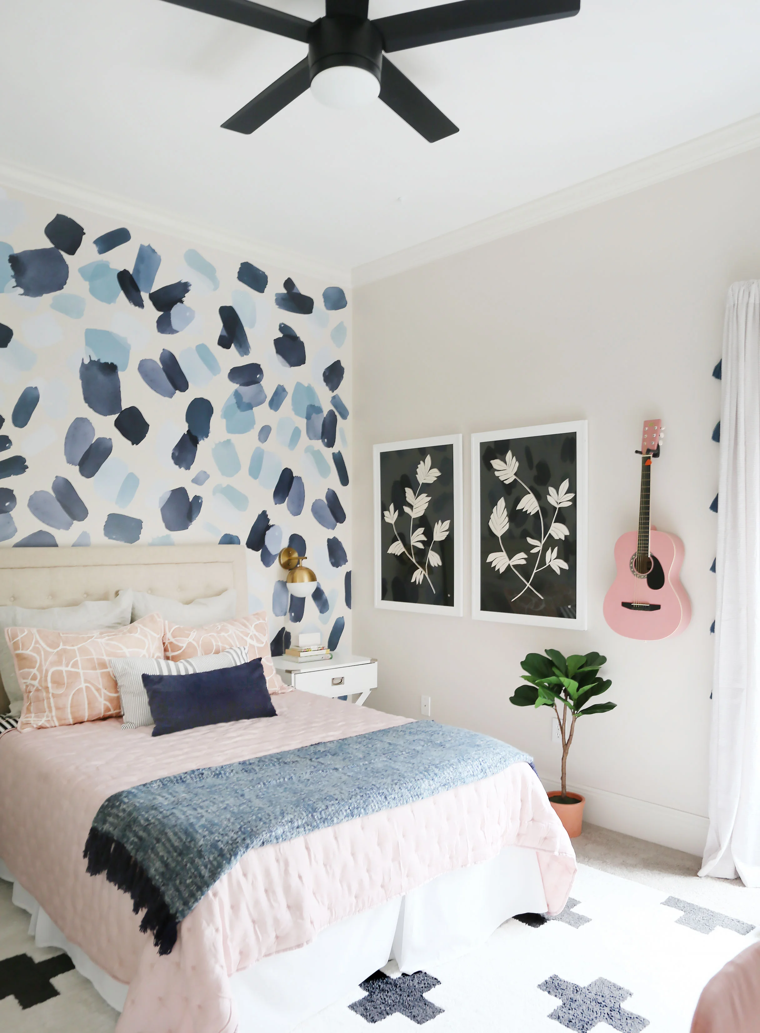 sophies-room-4.jpg