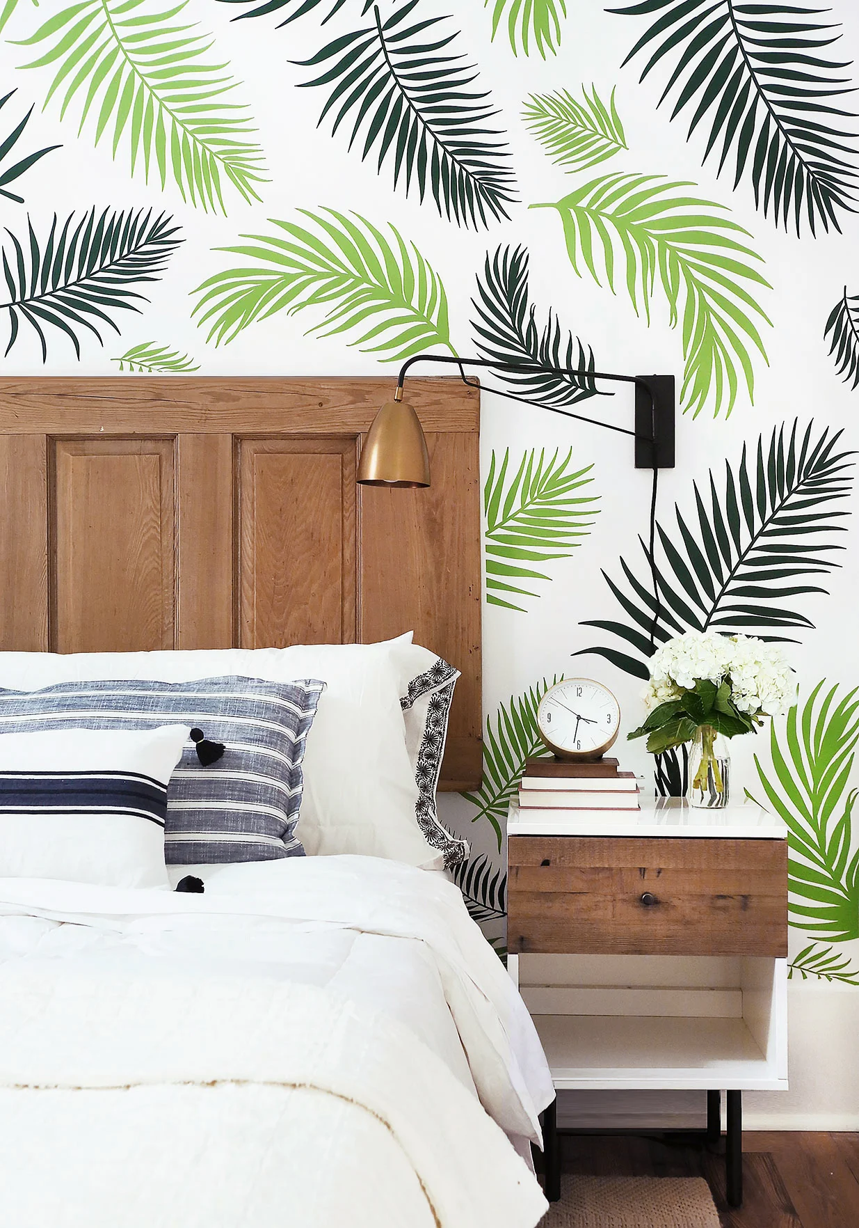 big-side-palm-room-1-low.jpg
