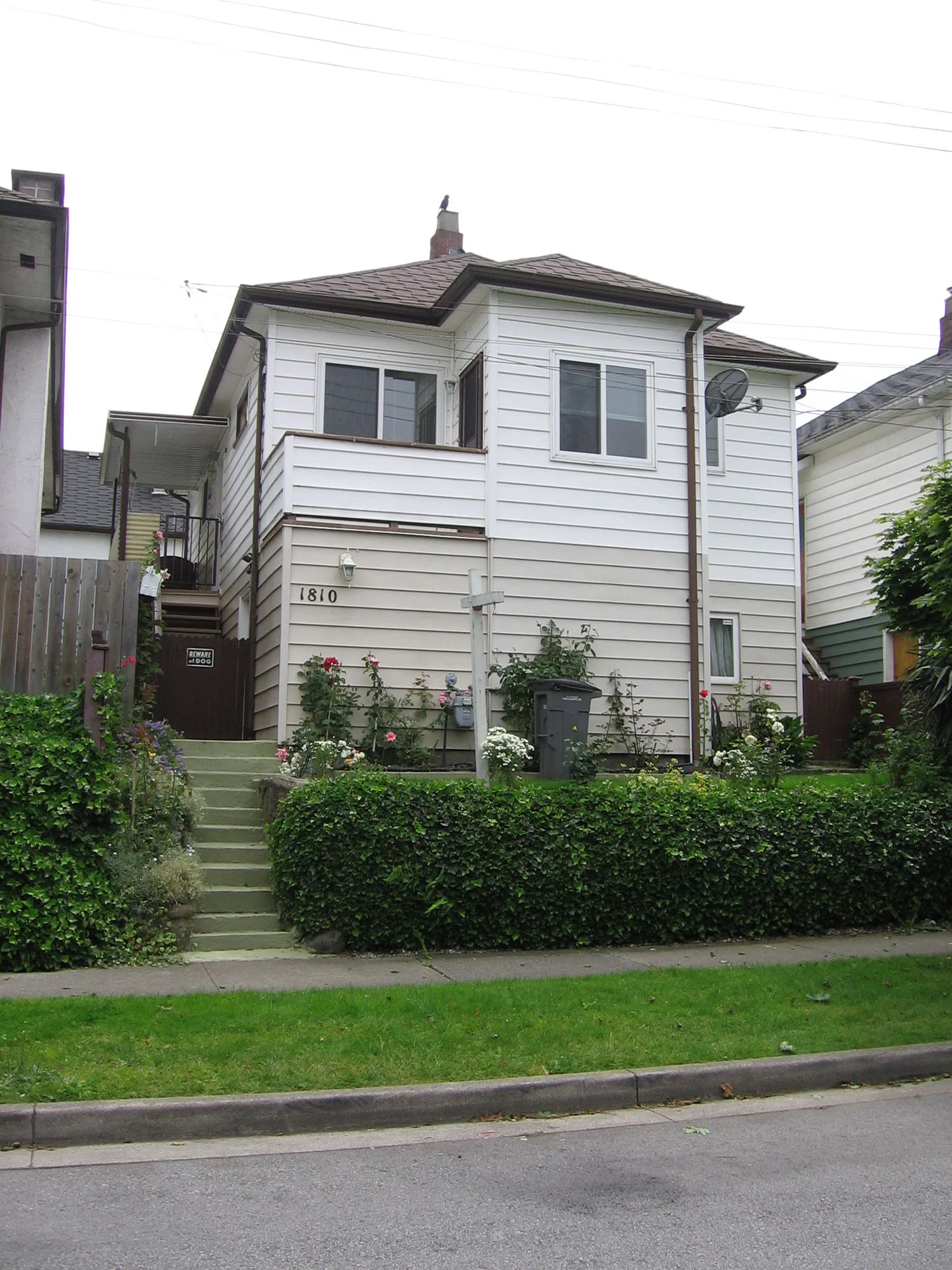 1920's East Vancouver Row House