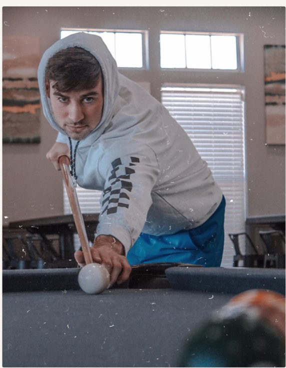 pool table.png