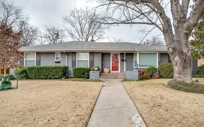 4419 Norris - $519,000 3 BEDS  2 BATHS  1,972 SQ FT