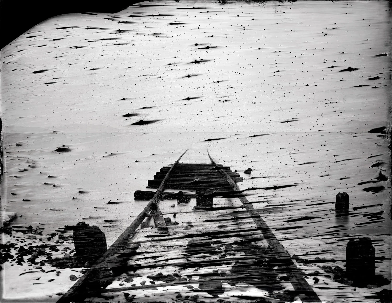 Live_books_ValhallaPinHole_041816_1_eq.jpg