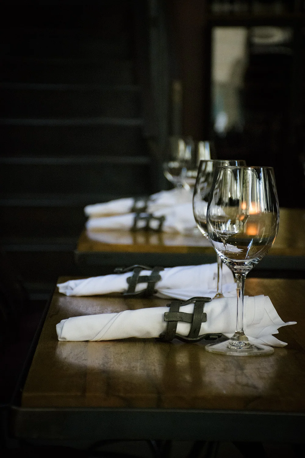 Purple Wine Bar 01.jpg
