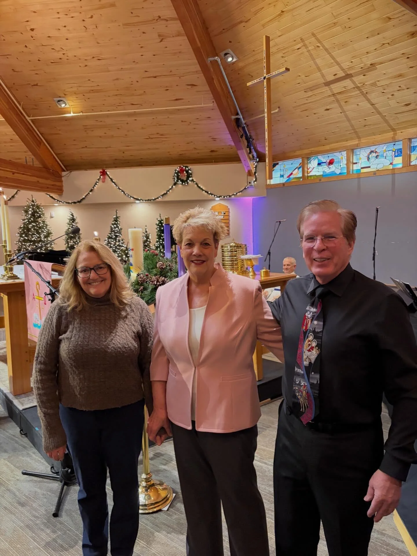 After sharing joy through music all weekend, our music staff lit the Candle of Joy this Third Sunday of Advent. What a special moment! 🕯️ 🎶 #LCHope #broomfield #ELCA