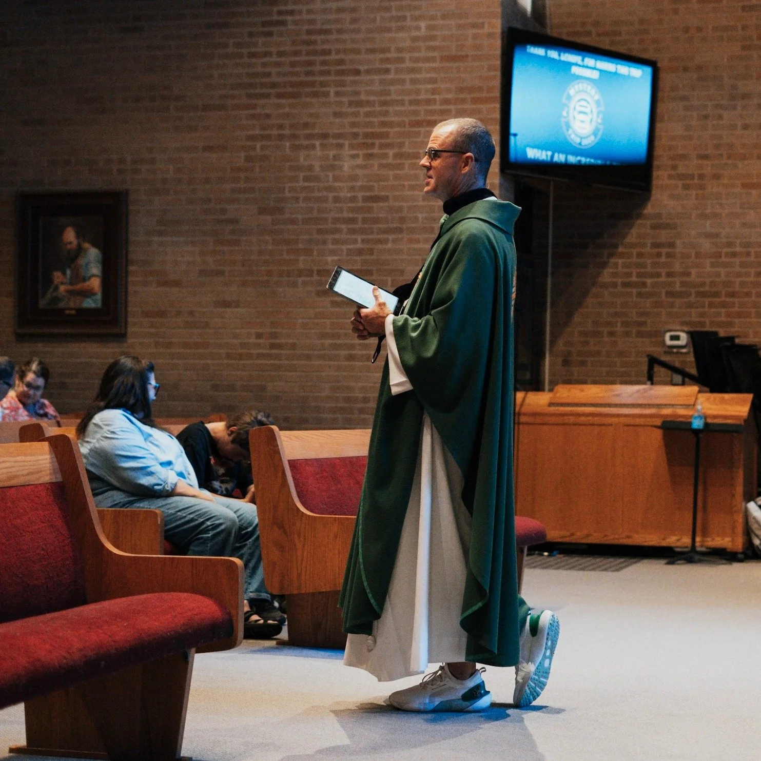 Another beautiful Sunday gathered together as the LCHope community. This past Sunday&rsquo;s Gospel: Matthew 13:24-30, 36-43
Jesus&rsquo; story of the wheat and weeds reminds us that life holds both joy and struggle, but God continues to be present a