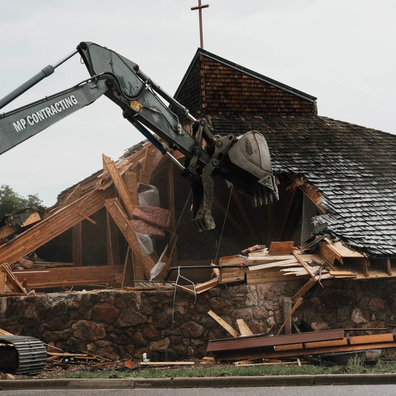 Last week, our building came down! Here are a few photos from that day as we watched this next chapter begin. Want to keep up with the construction progress? Check out our live construction camera and see what&rsquo;s happening at LCHope in real time