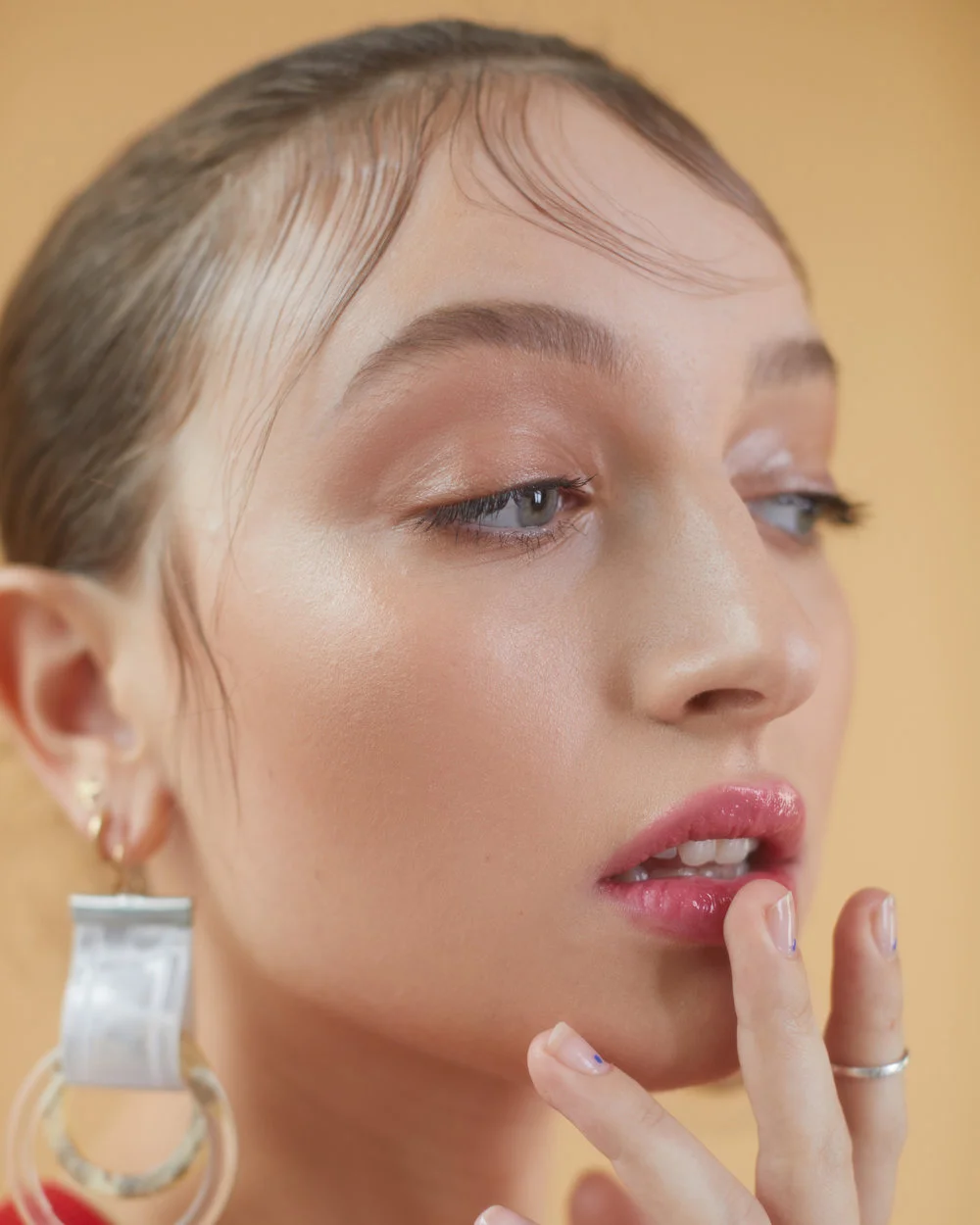May_Editorial_1089_gal_sheer.jpg