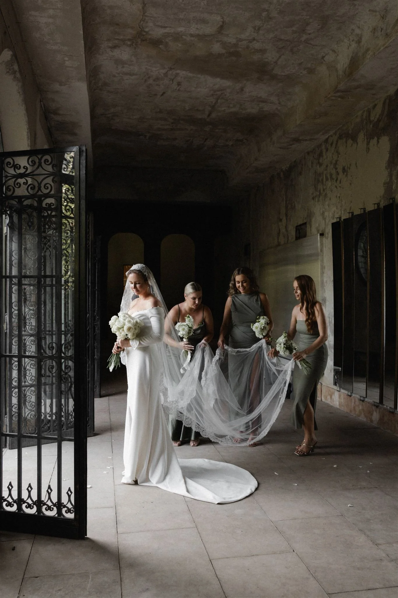 L&G-sneakpeek_060_websize-min.jpg