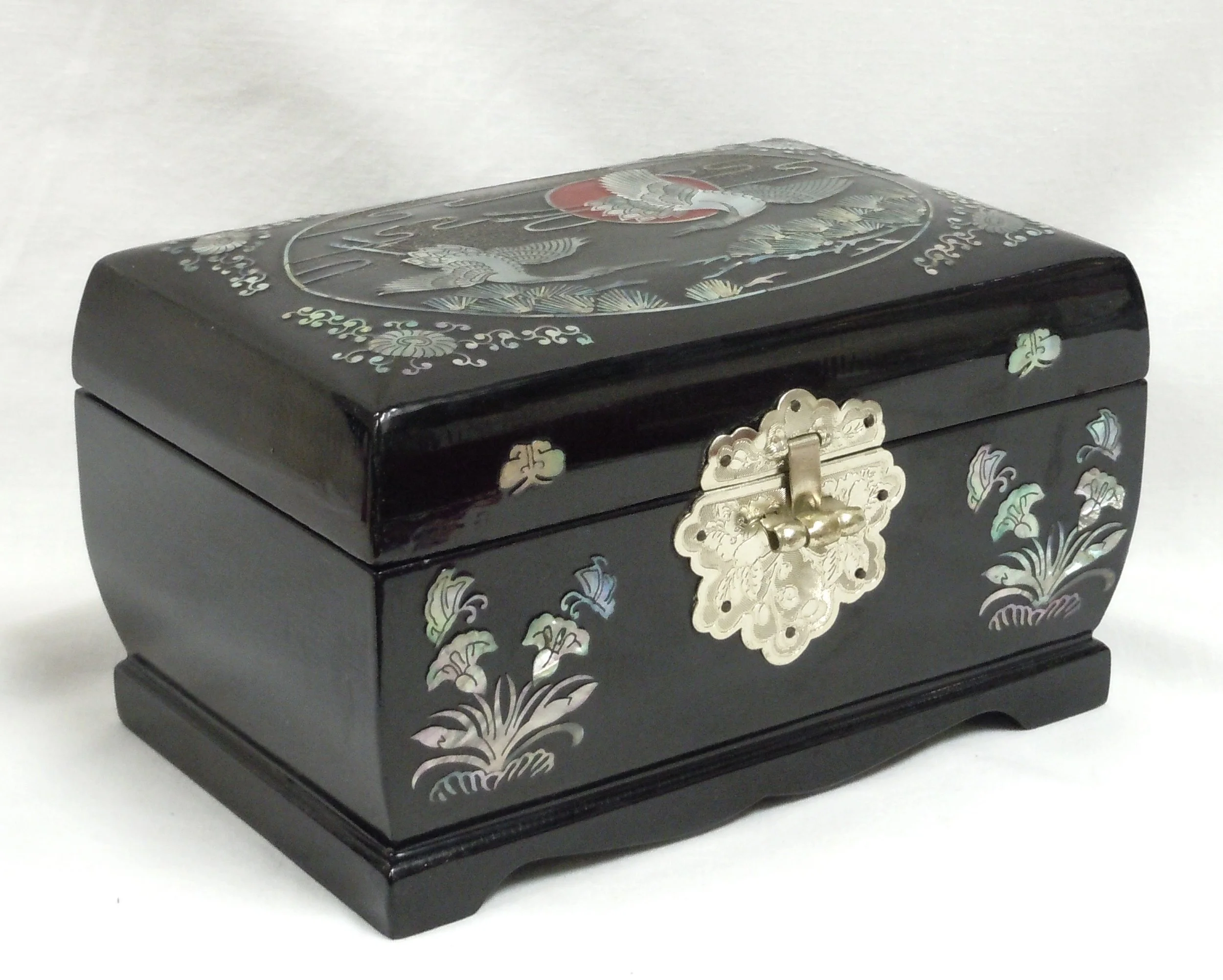 antique musical jewellery box