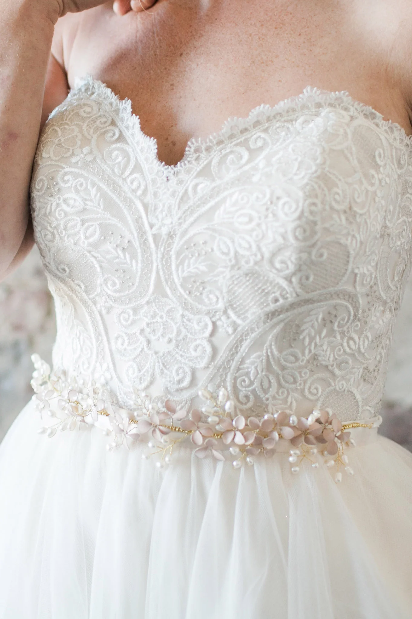 Flower and Pearl Bridal Belt