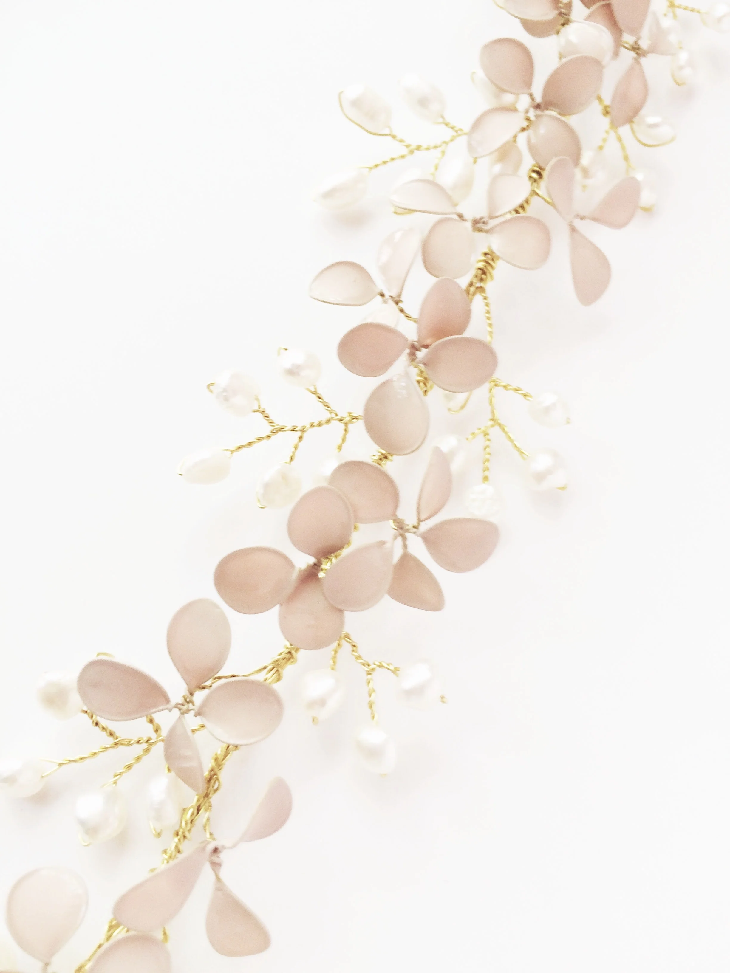Flower and Pearl Bridal Belt